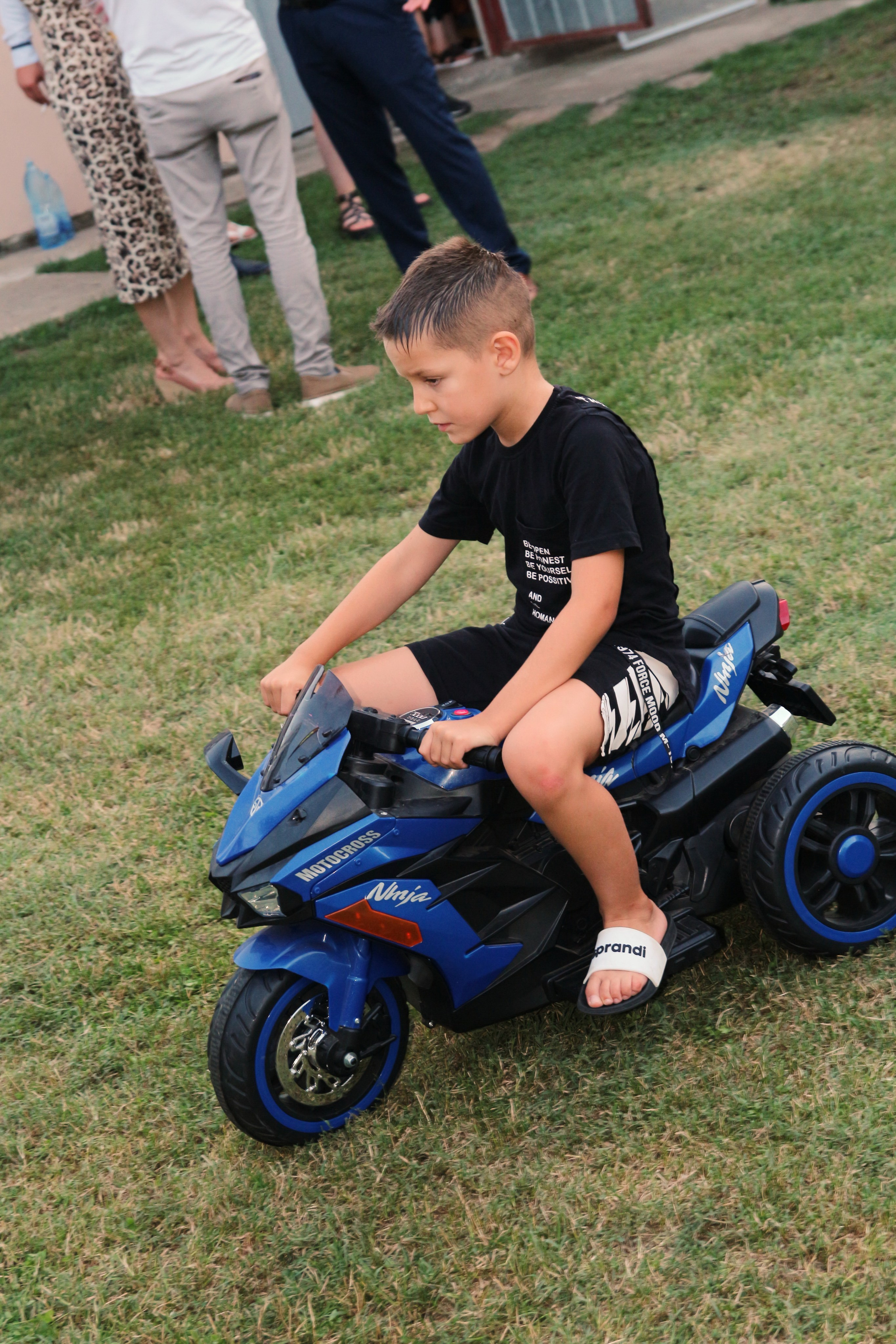 BYZO MEDIA. PETRU BYZO - family and children photographer in ROMANIA