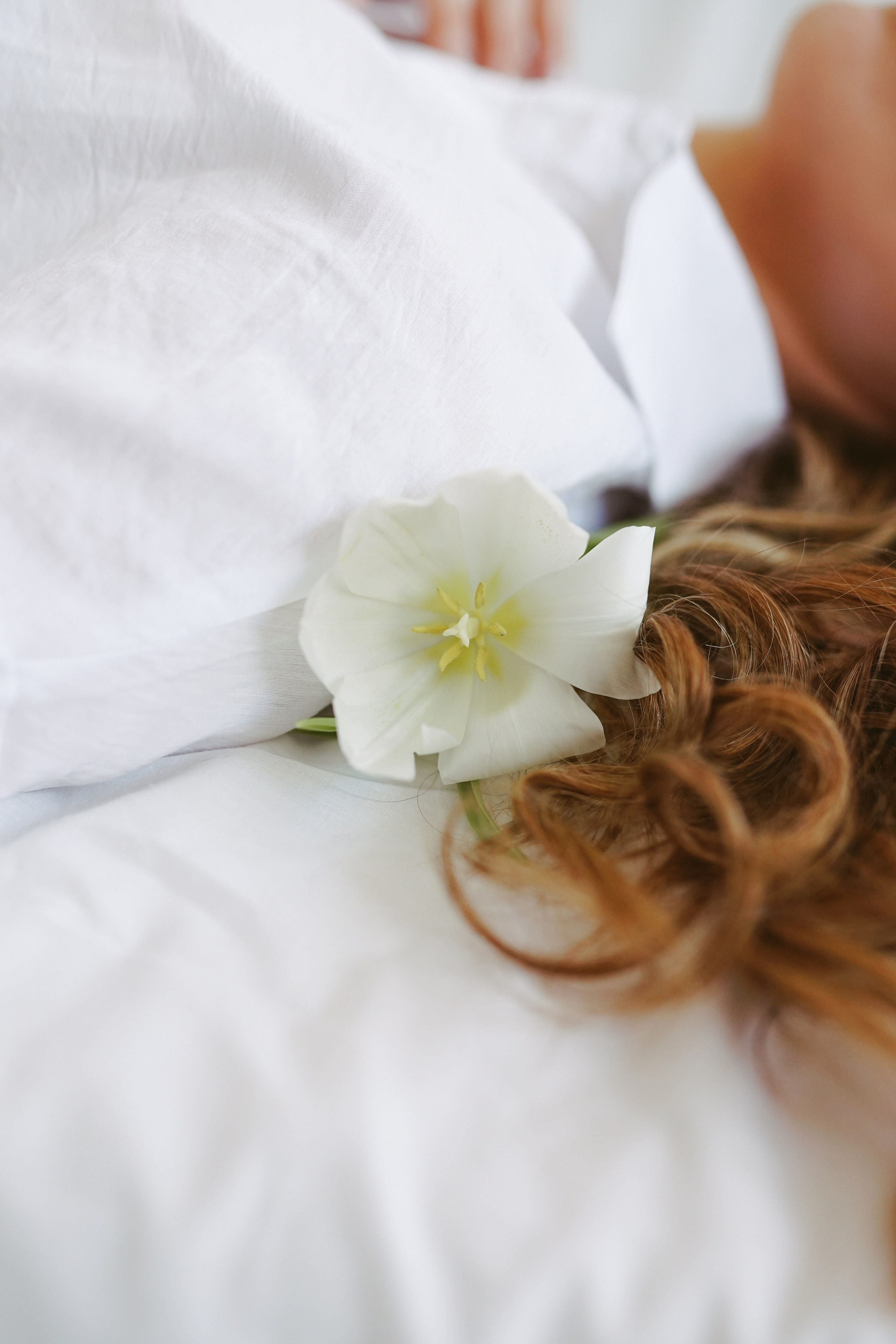 Ședințe Foto Primăvara Colorată Brașov | Mădălina Beda. Madalina Beda- Artist vizual, fotograf, doula la nastere, consultant babywearing Brasov si in toata tara