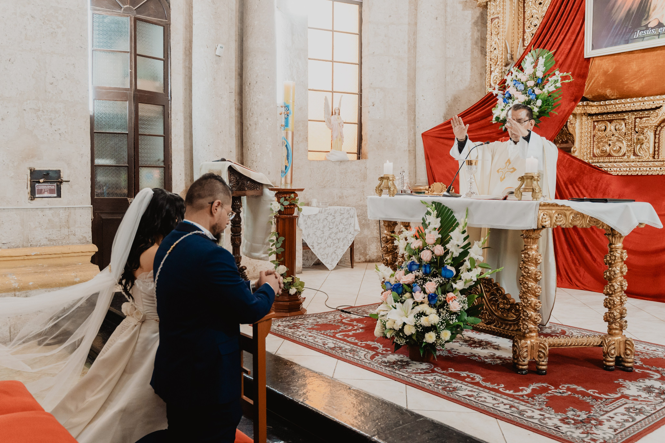 GABRIELA + JORGE | BODA CIVIL RELIGIOSA. Studio KVTA | Fotografía y Video de Bodas en Arequipa