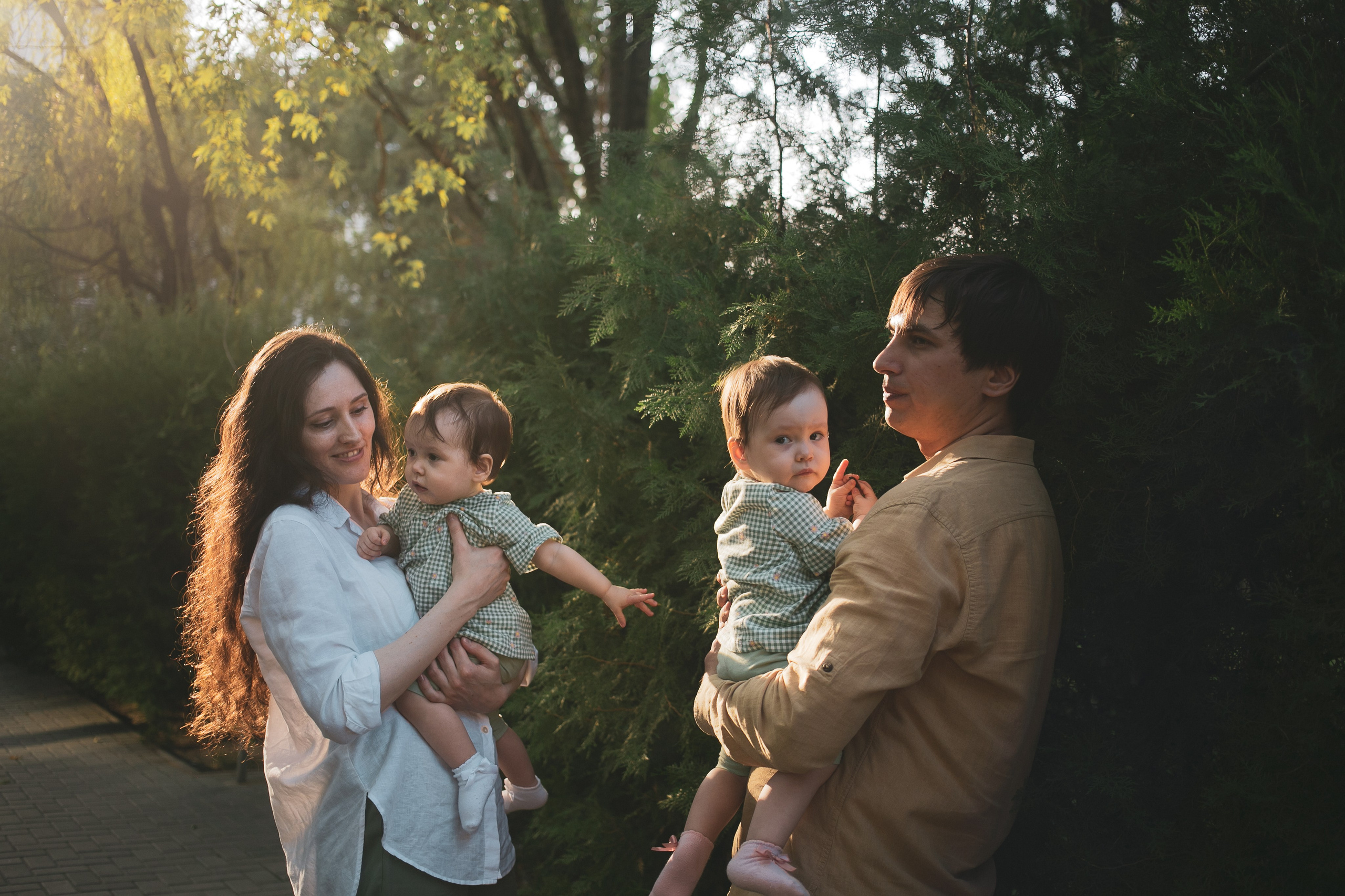 Twins girls. Индивидуальный и love story фотограф в Алматы Шарычева Ирина