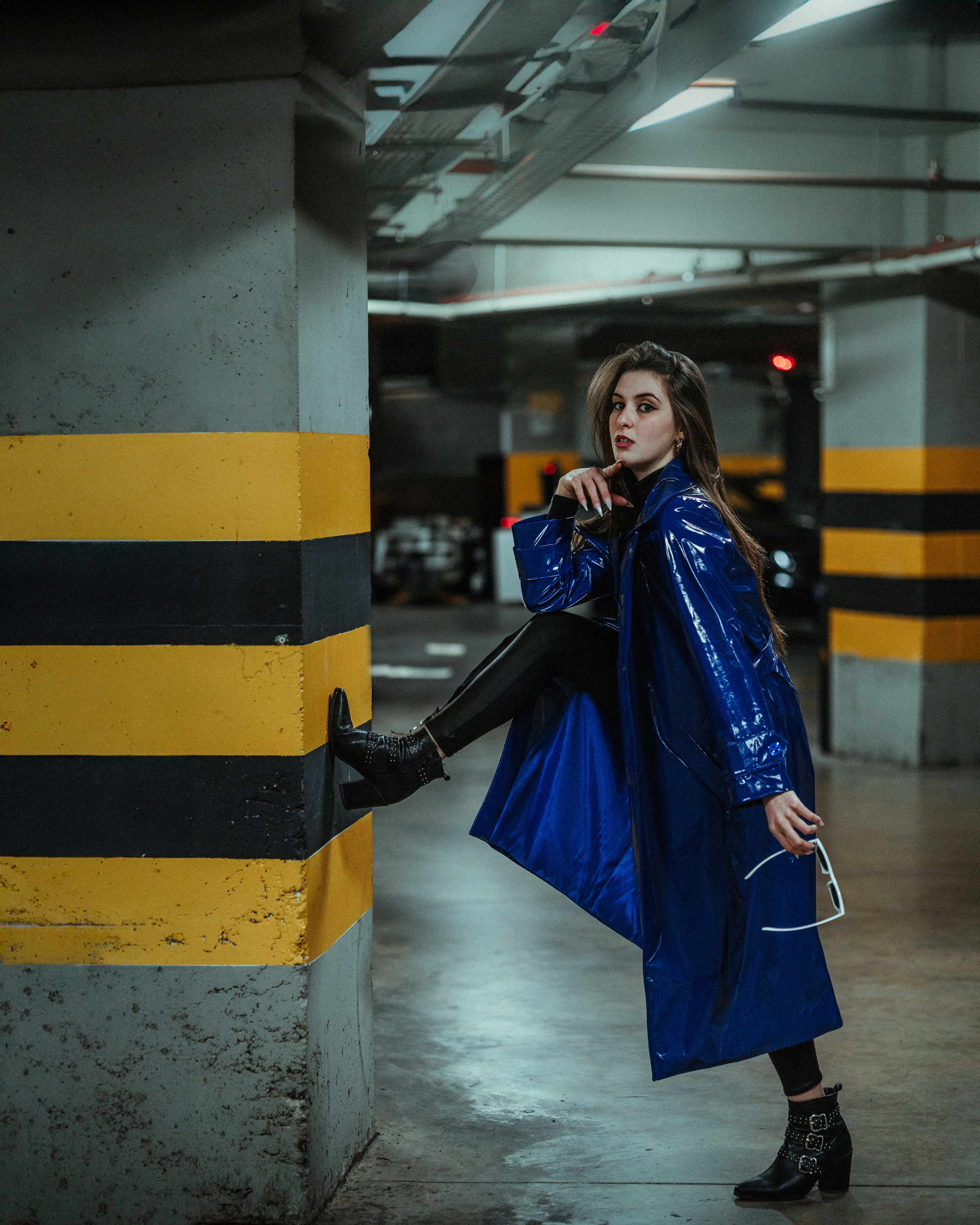 A N N U K I. Bspander