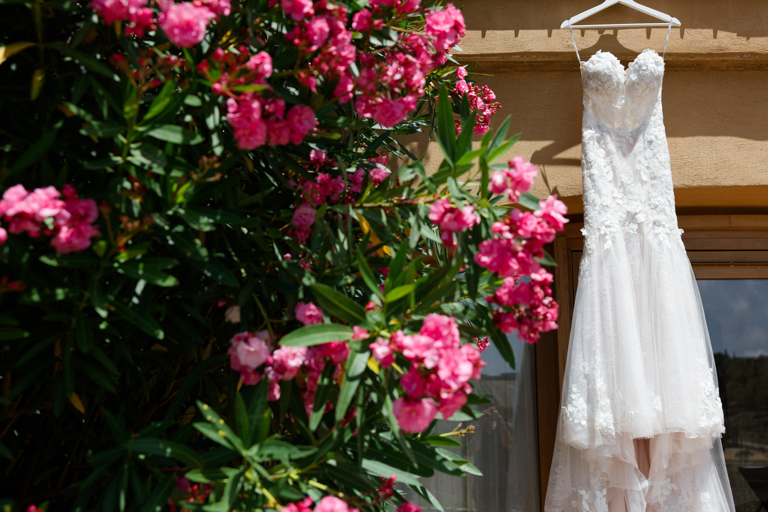 Wedding at Château L’Hospitalet in Narbonne, France. Destination Wedding Photographer — Nikita Burtsev