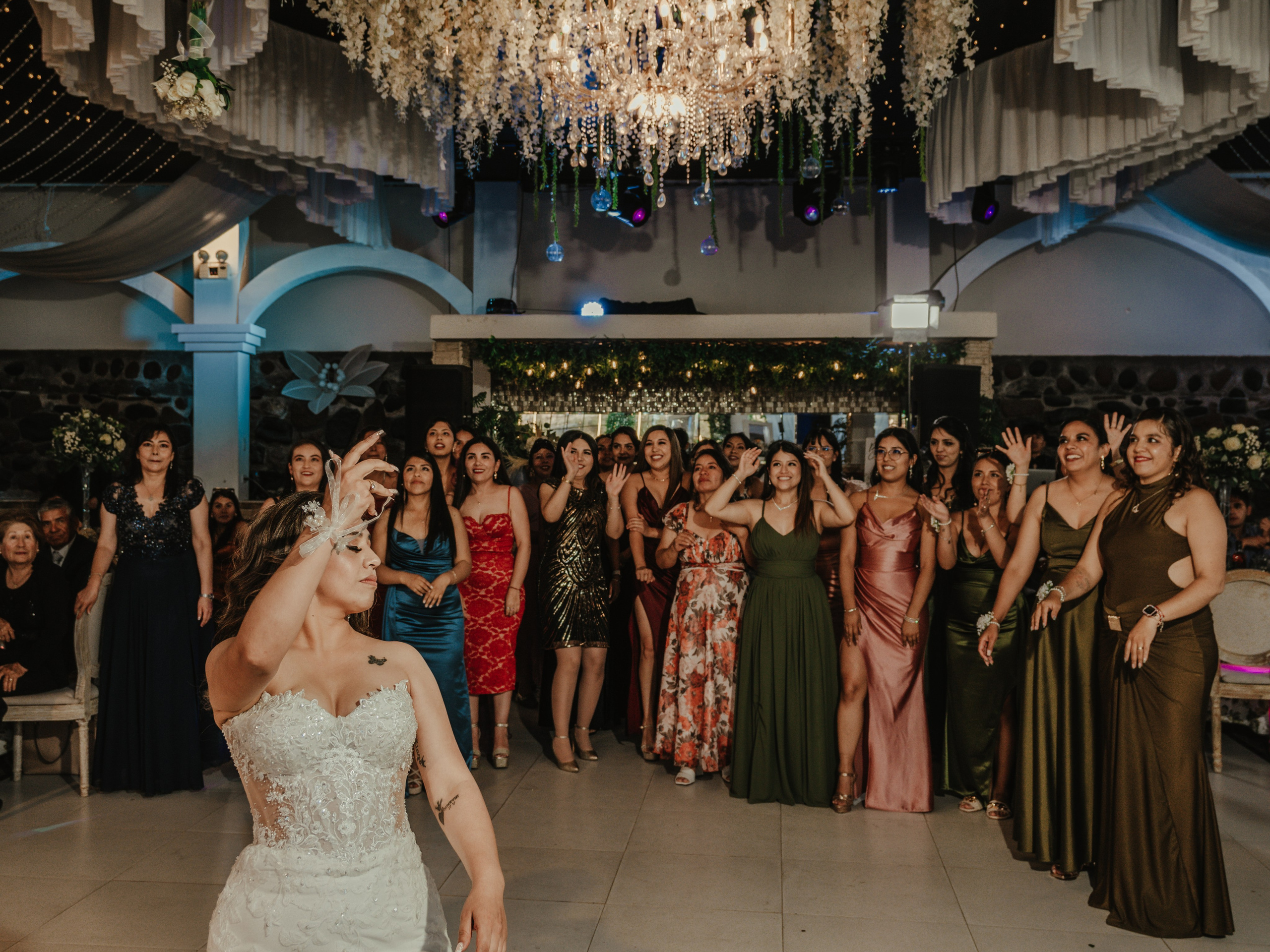 CARLA Y MARIO BODA RELIGIOSA. Studio KVTA | Fotografía y Video de Bodas en Arequipa
