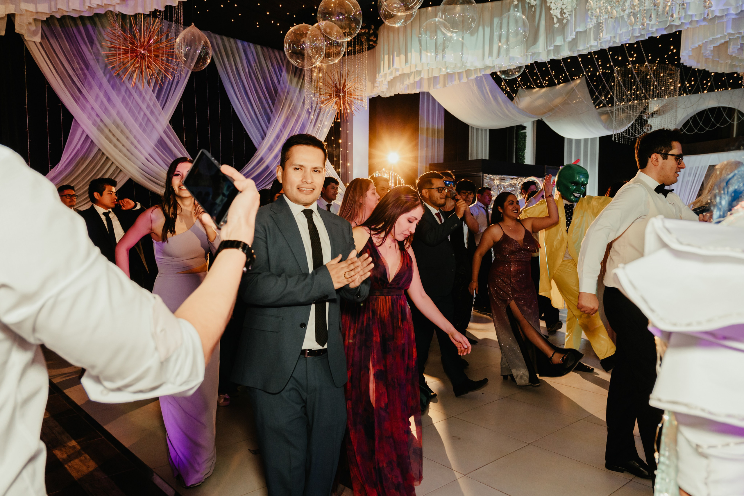 VANIA + LUIS BODA CIVIL. Studio KVTA | Fotografía y Video de Bodas en Arequipa