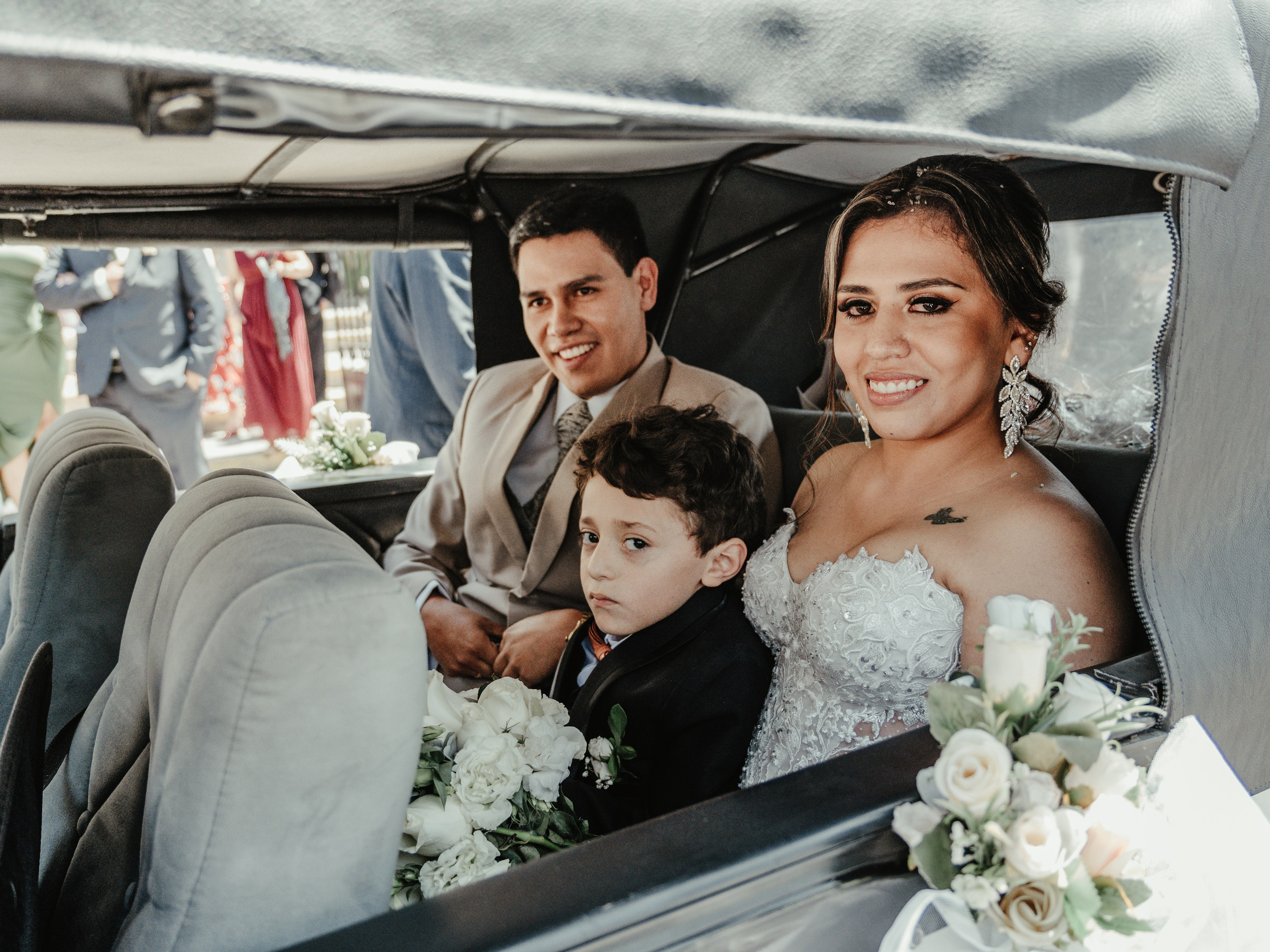 CARLA Y MARIO BODA RELIGIOSA. Studio KVTA | Fotografía y Video de Bodas en Arequipa