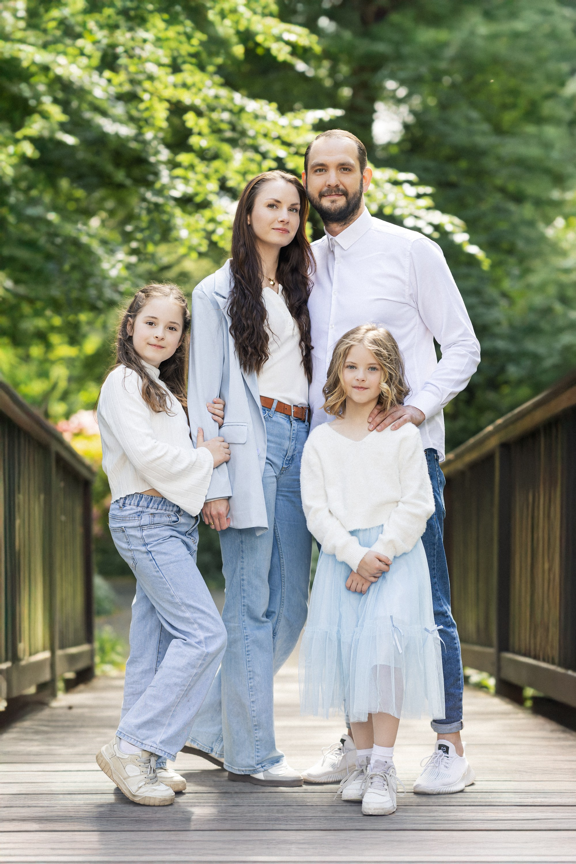Familien Fotoshooting – Natürliche Familienfotos & Emotionale Erinnerungen. Hochzeitsfotografin in Gütersloh | Authentische Hochzeitsreportagen | TK Photographie
