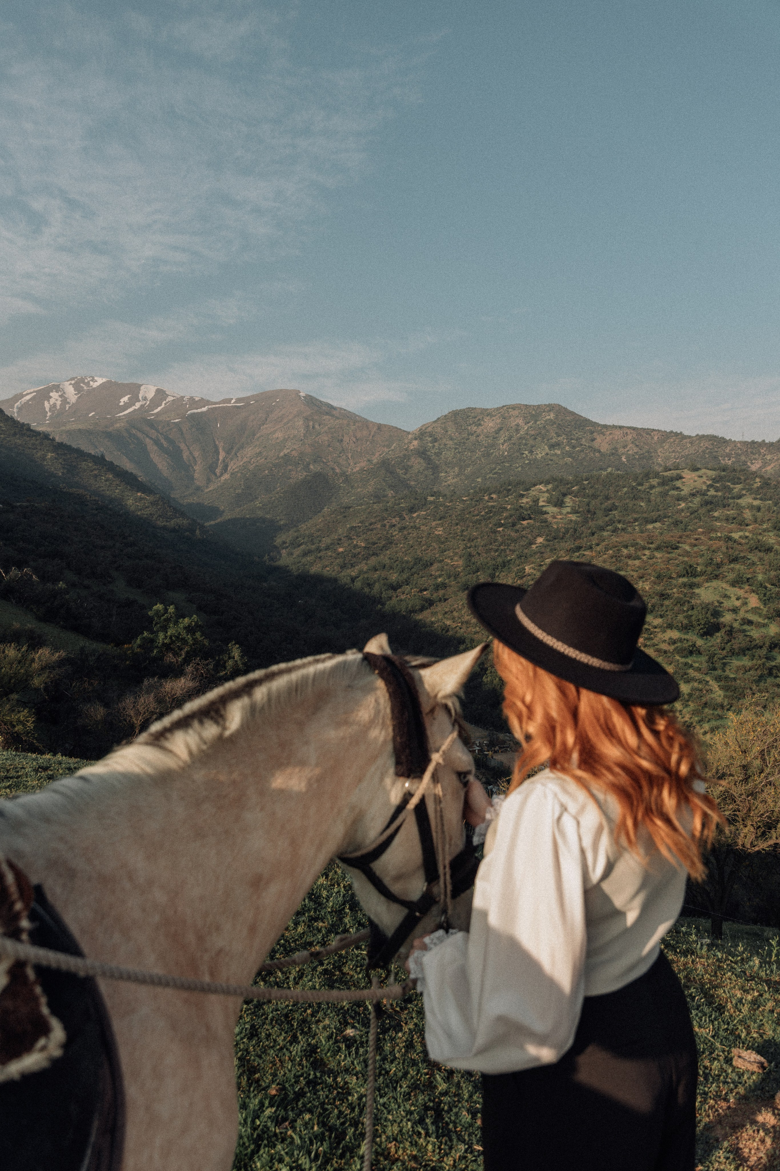 Horseback Mountain Photoshoot — Connection, Freedom & Natural Beauty. Photographer in Santiago, Chile Anna Almazova