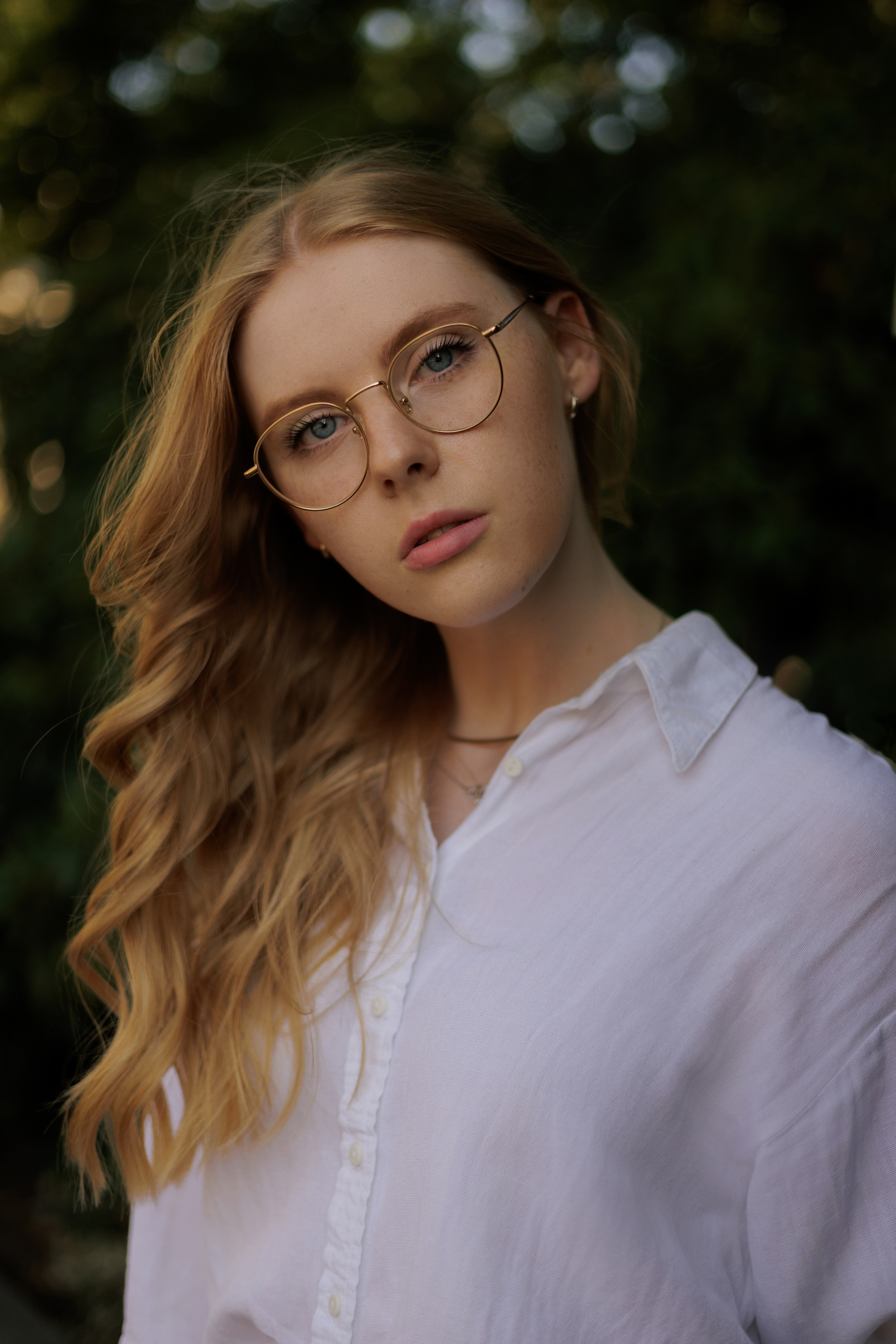 Light Confidence — City Portraits in Summer Sunlight. Elegant, Fresh & Natural. Kristina Kozheltsova- Soulful Portrait&Lifestyle&Love Story Photographer in Leipzig, Germany