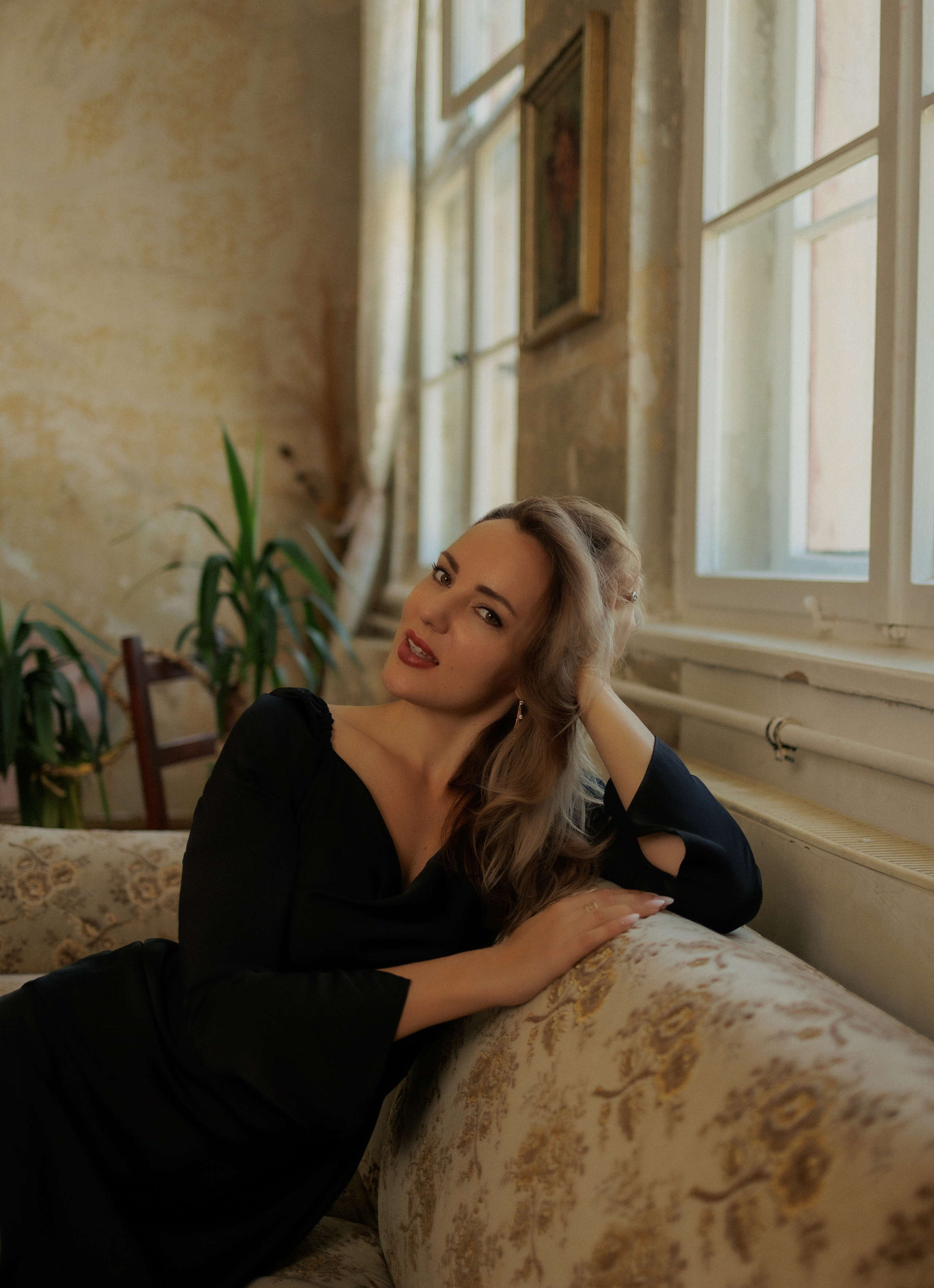 Elena. Kristina Kozheltsova, women’s portrait, lifestyle, love story. Leipzig