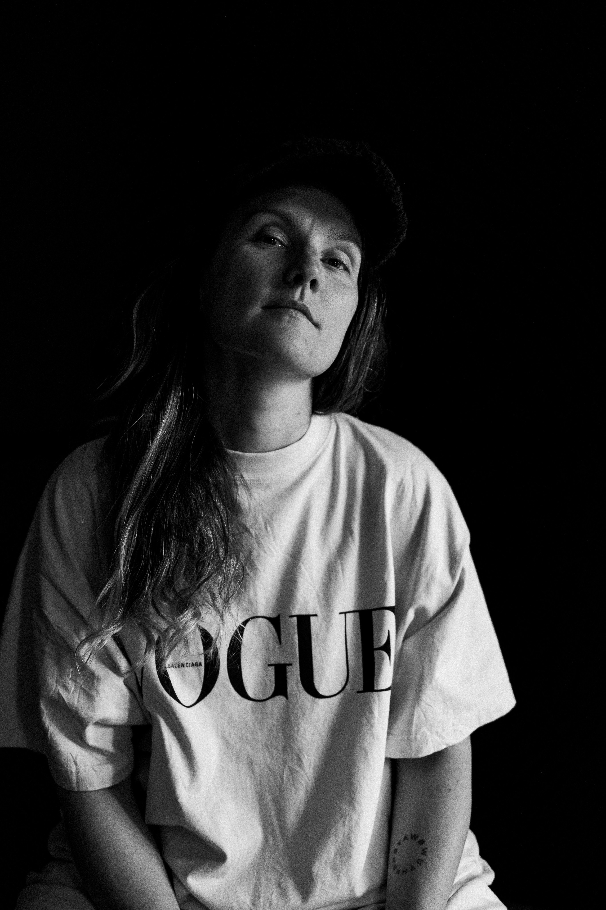 L. Rawnoir- Portrait photography by Daria Paliy.Timeless black&white portraits of women in NYC area