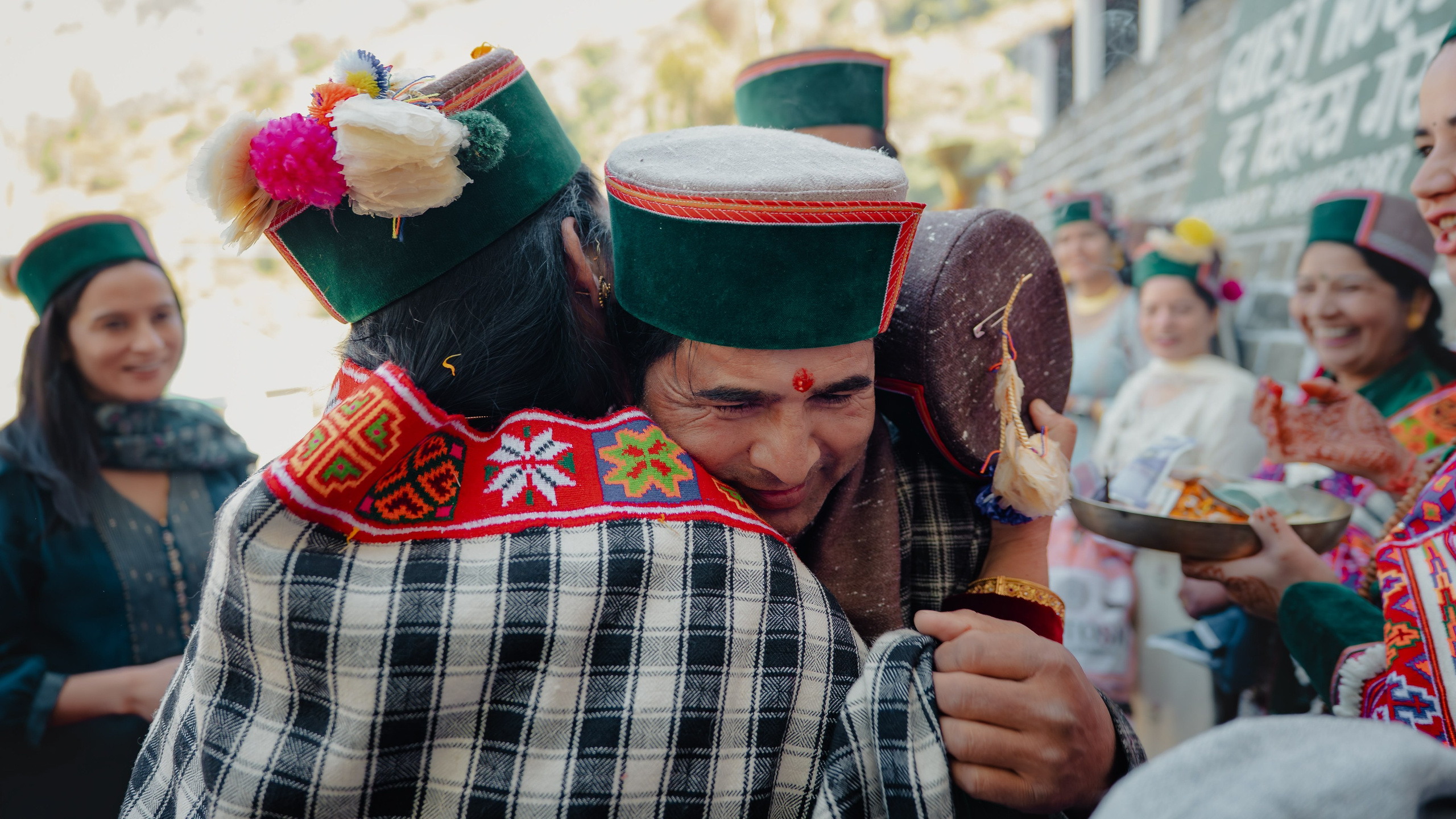 Arti & Akshay. Wedding and Family photographer in india