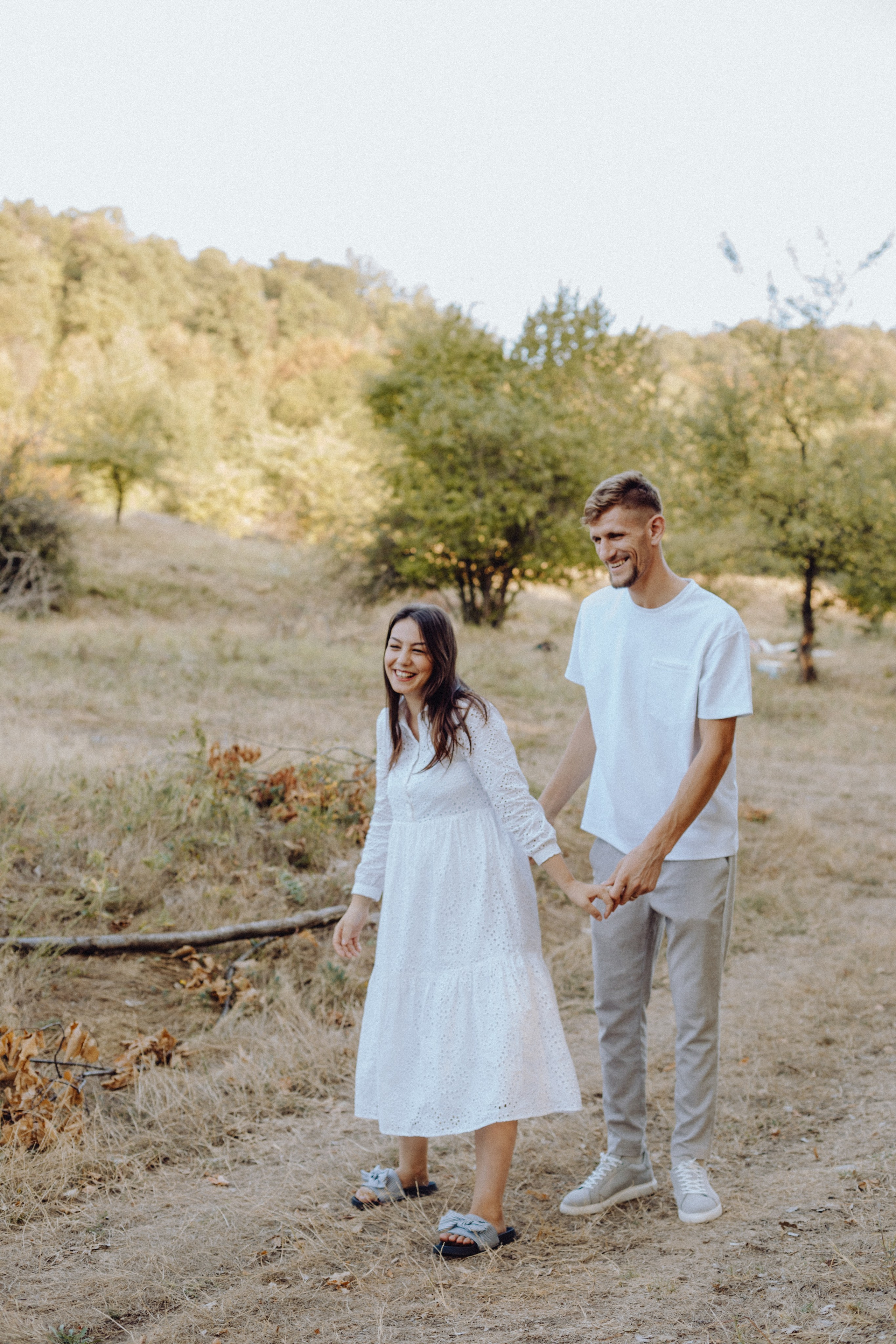 Beni & Adina. Wedding & couple photographer from Romania Rut Vetan