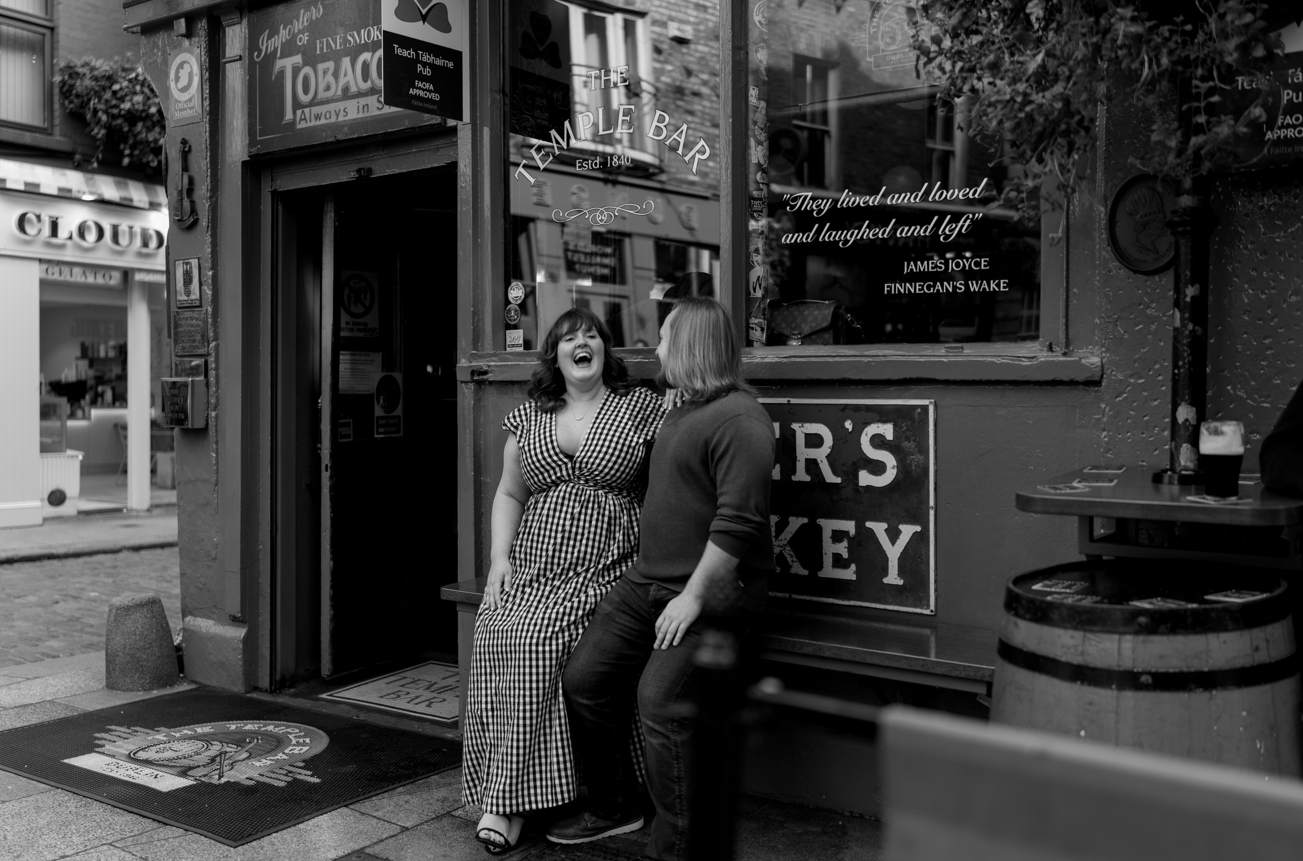 Proposal in Dublin. Candid Photographer in Ireland | Authentic Wedding Photography Miruna Daiana