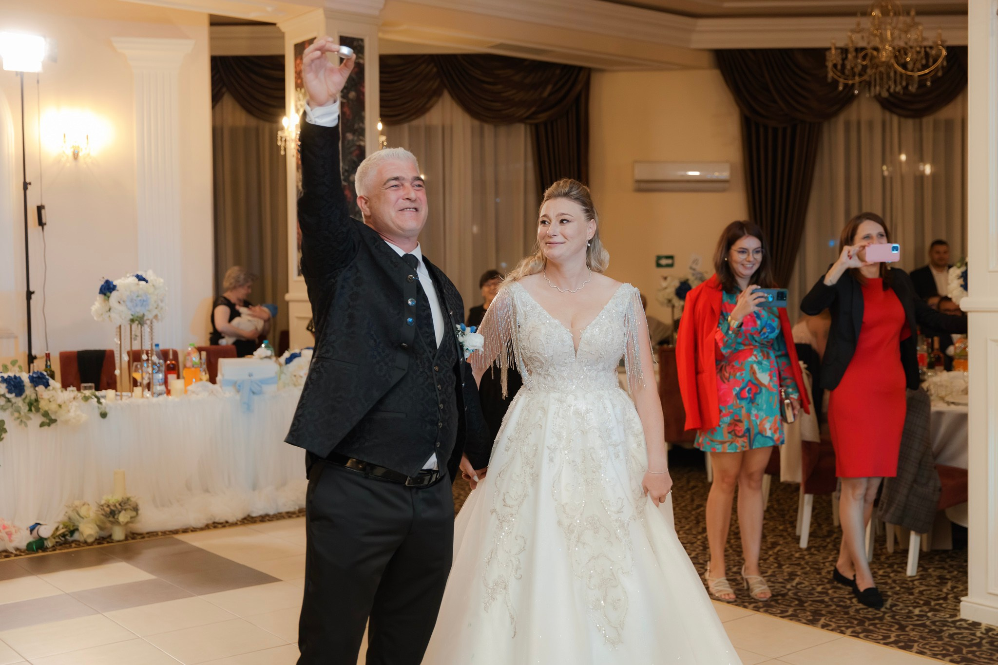 Mihai & Oana. Servicii foto-video profesionale, pentru momente de neuitat