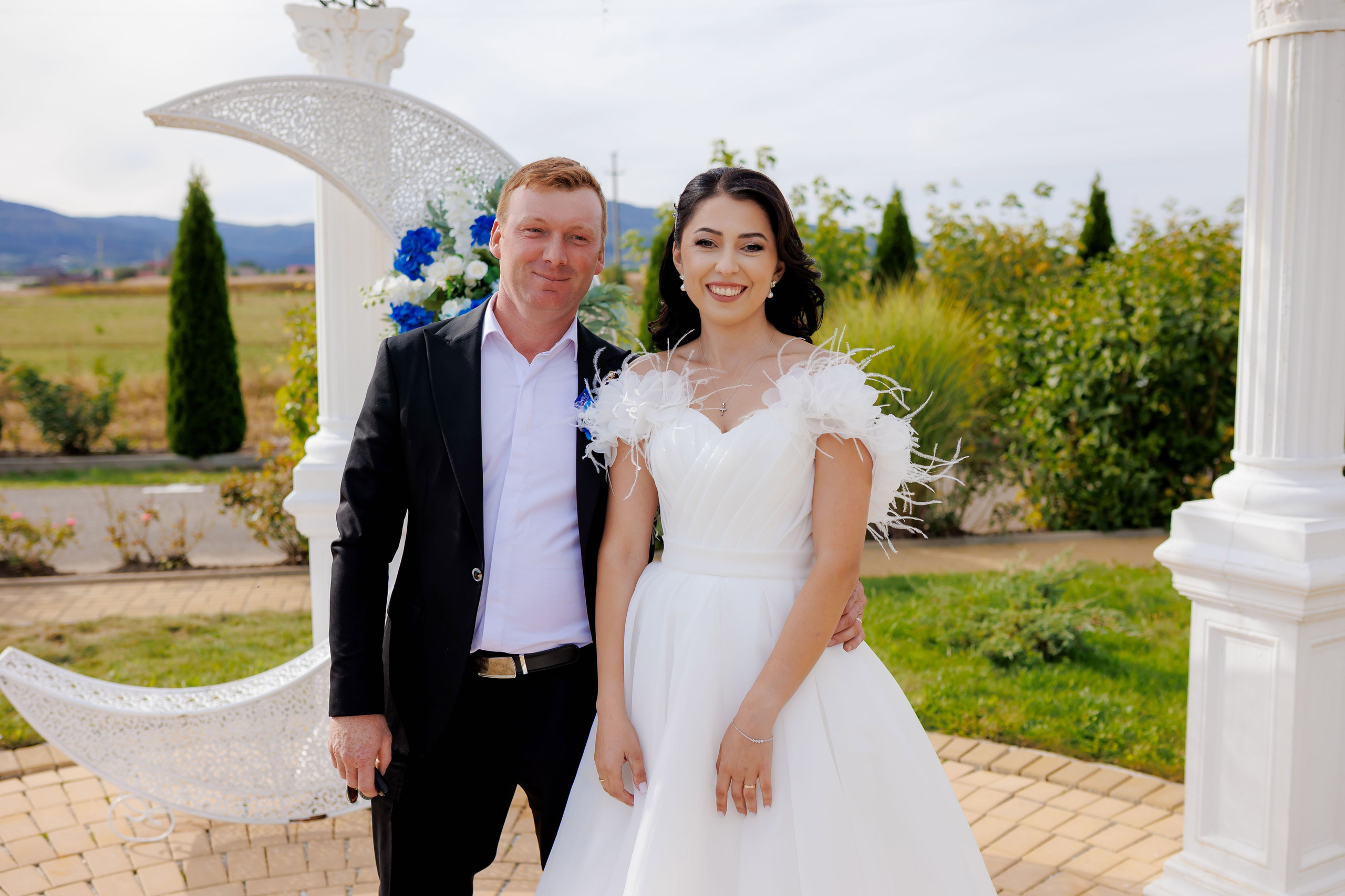 Loredana & Emilian – Ziua Nunții | Videografie - fotografie Botez Suceava, Iași, Botoșani. Servicii foto-video profesionale, pentru momente de neuitat