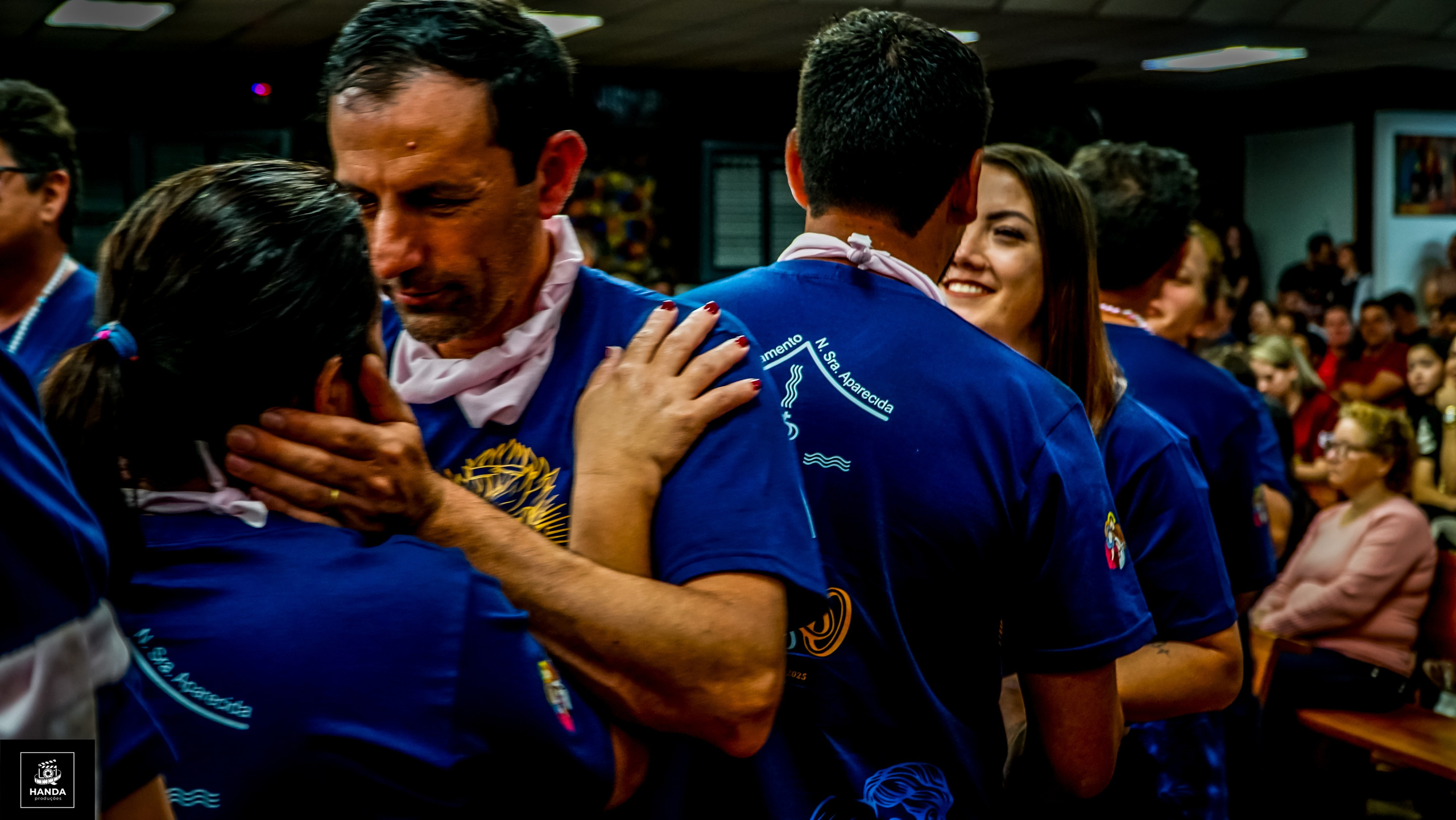 Acampamento Casais. Handa Produções