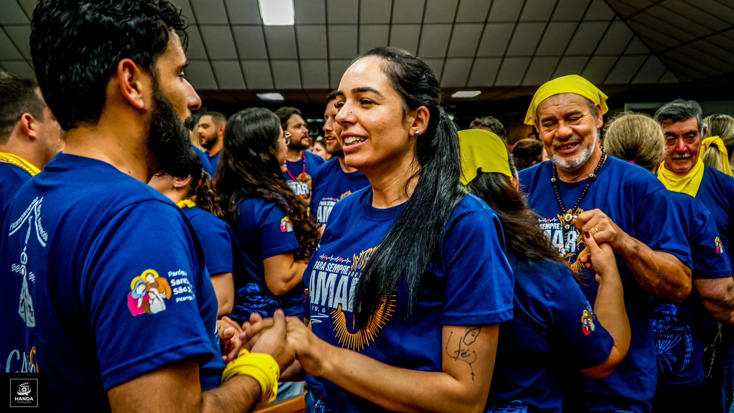 Acampamento Casais. Handa Produções