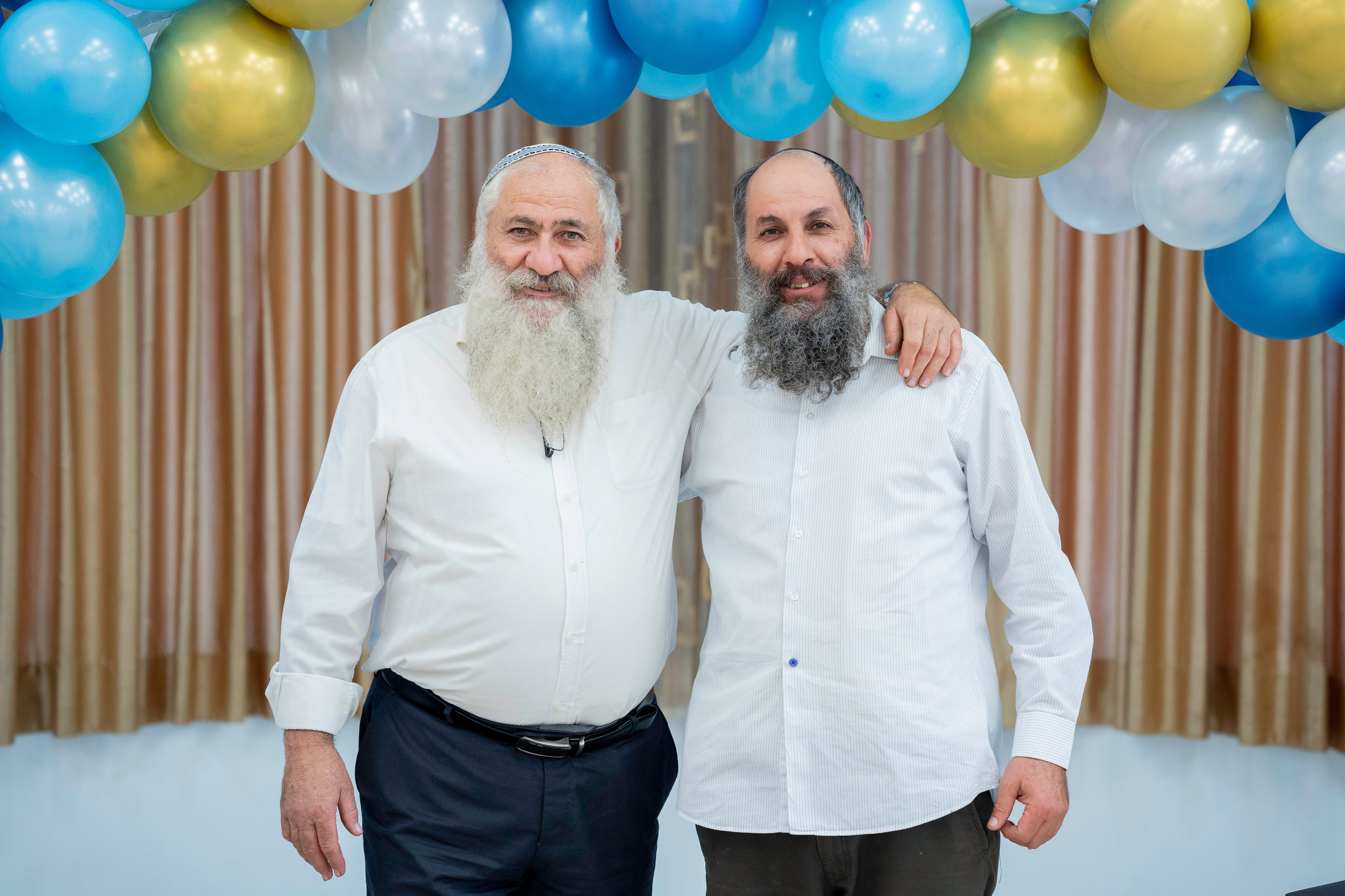 הברית של יוסף וחנה. יוסף מזרחי צילום חתונה, ברית וזוגיות. צלם מקצועי שאוהב להוציא אתכם הכי יפים ברגעים הכי מרגשים