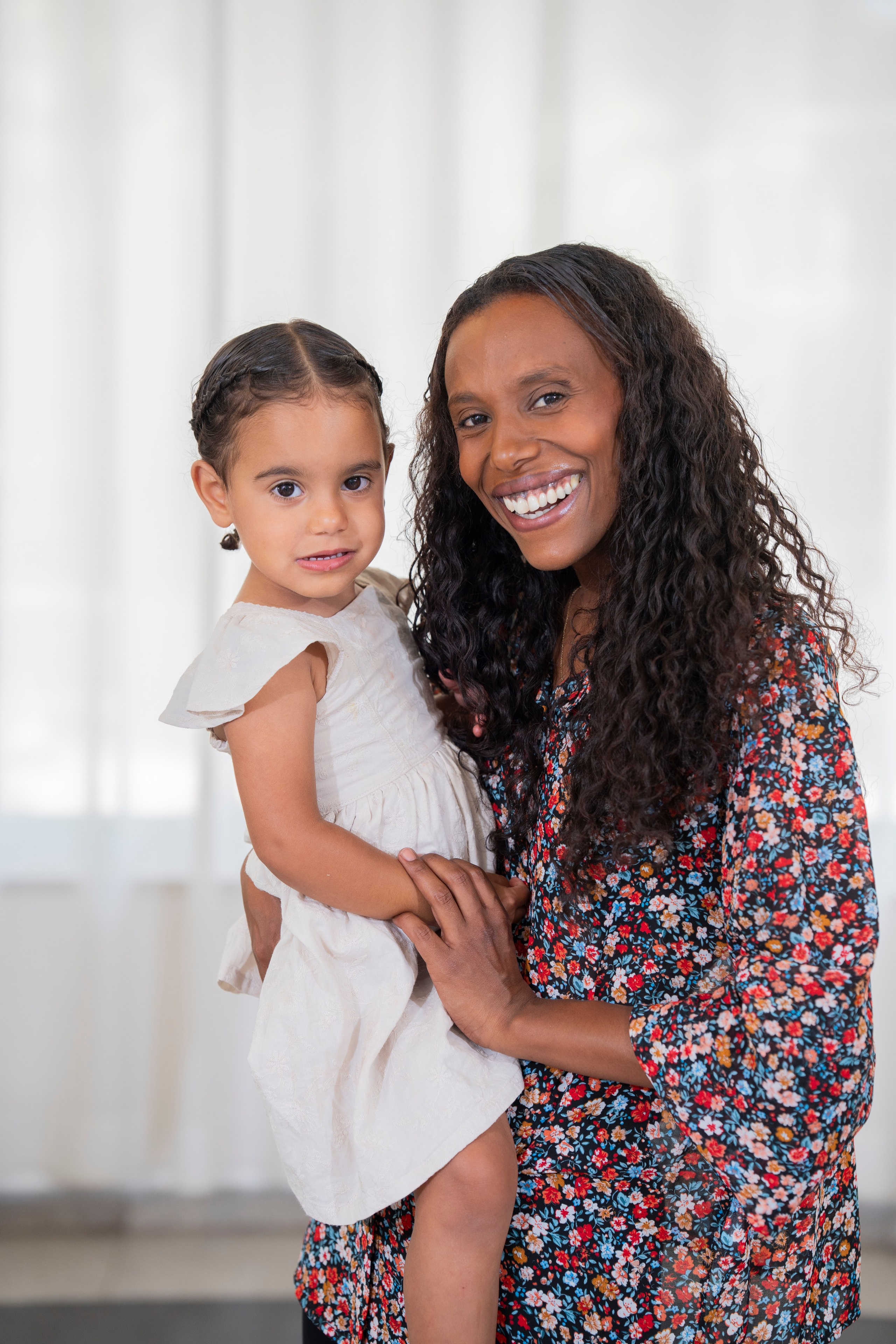 משפחת סלומון. יוסף מזרחי צילום חתונה, ברית וזוגיות. צלם מקצועי שאוהב להוציא אתכם הכי יפים ברגעים הכי מרגשים