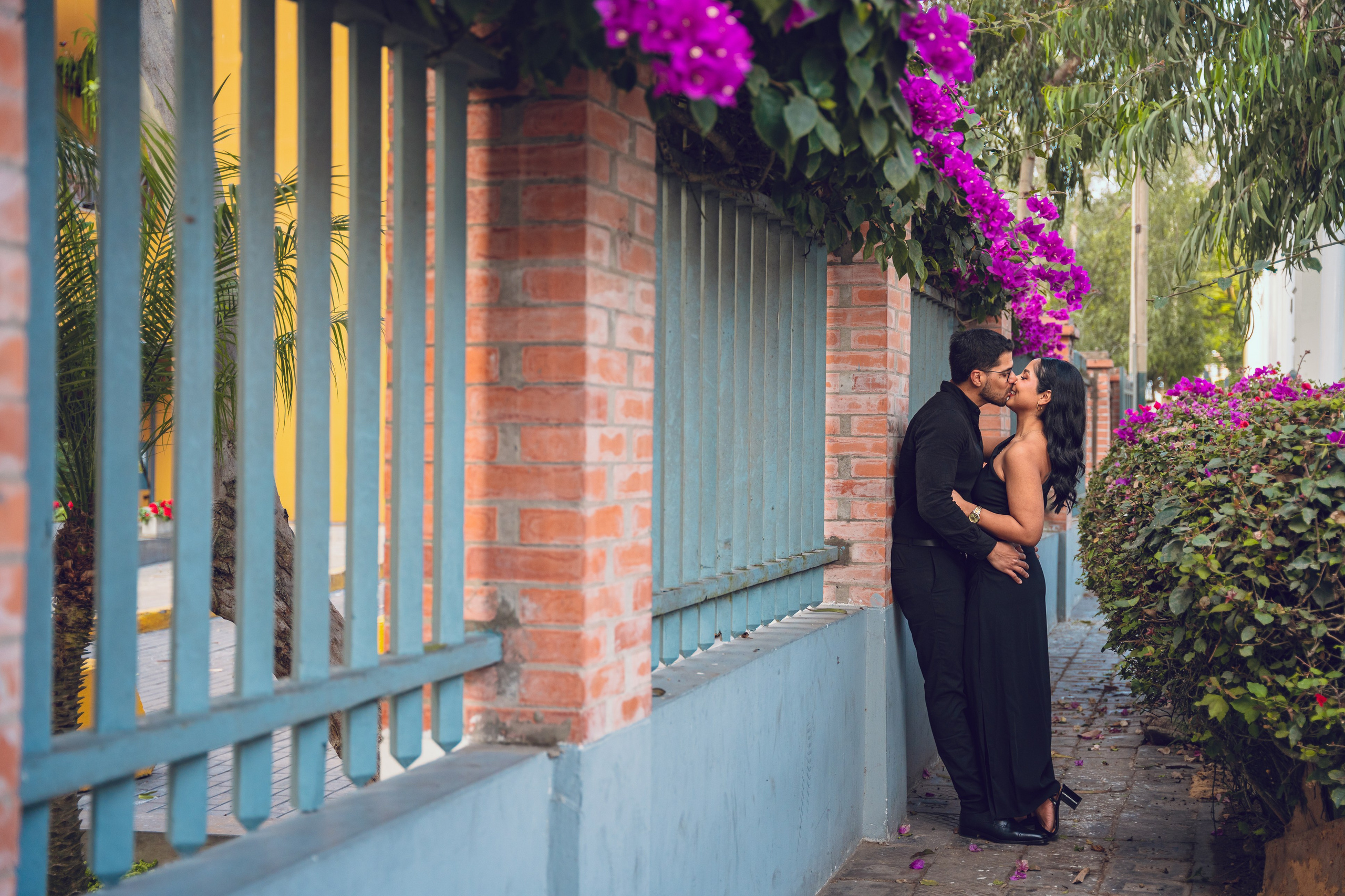 Gabriela+Hernesto. Fotógrafo de Bodas en Lima | Ronhy Altamirano. Fotografía narrativa y cinematográfica para bodas, quinceañeras y eventos exclusivos