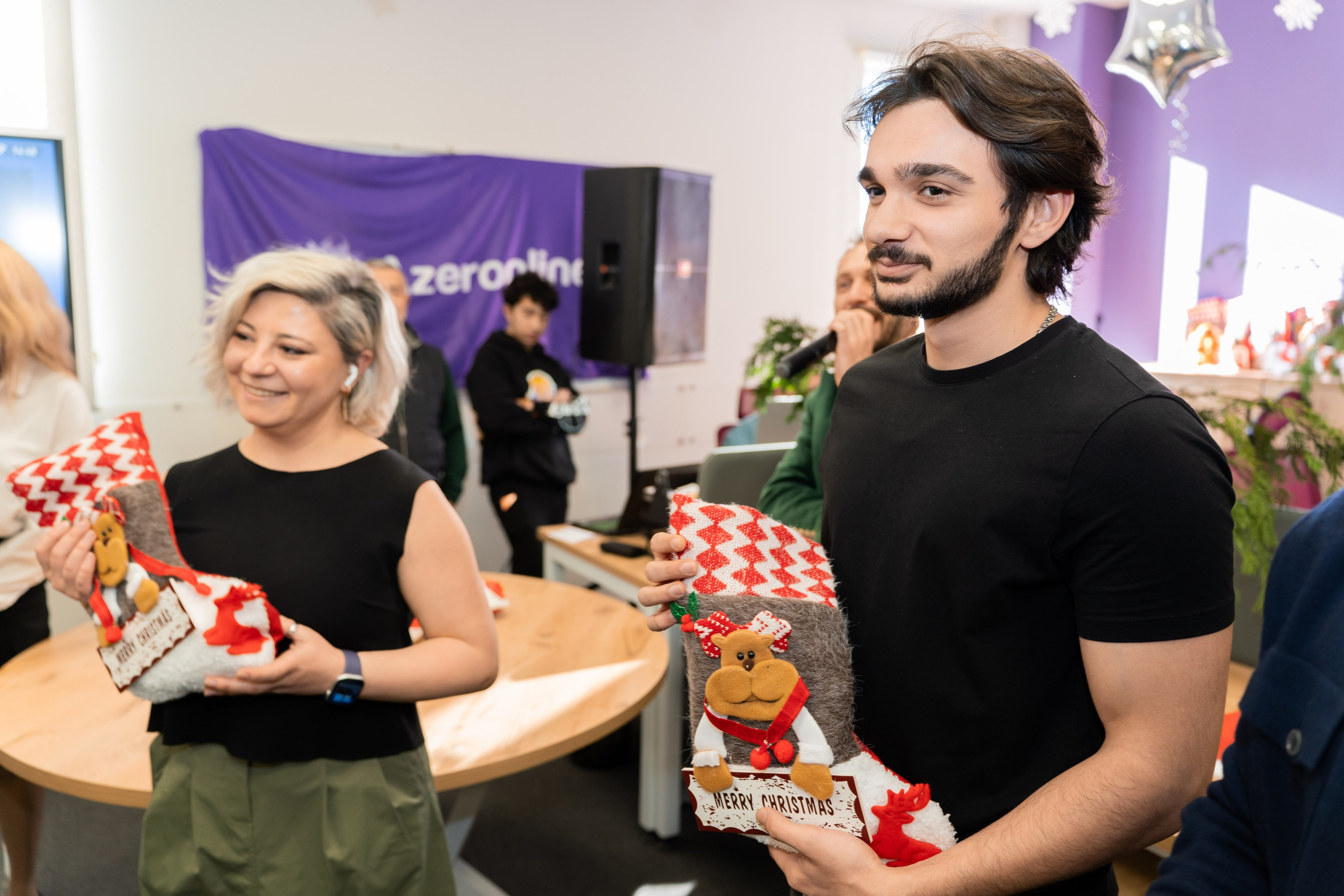 Azəronline şirkətinin yeni il korporativi. Fotoqraf Vəli Məmmədov