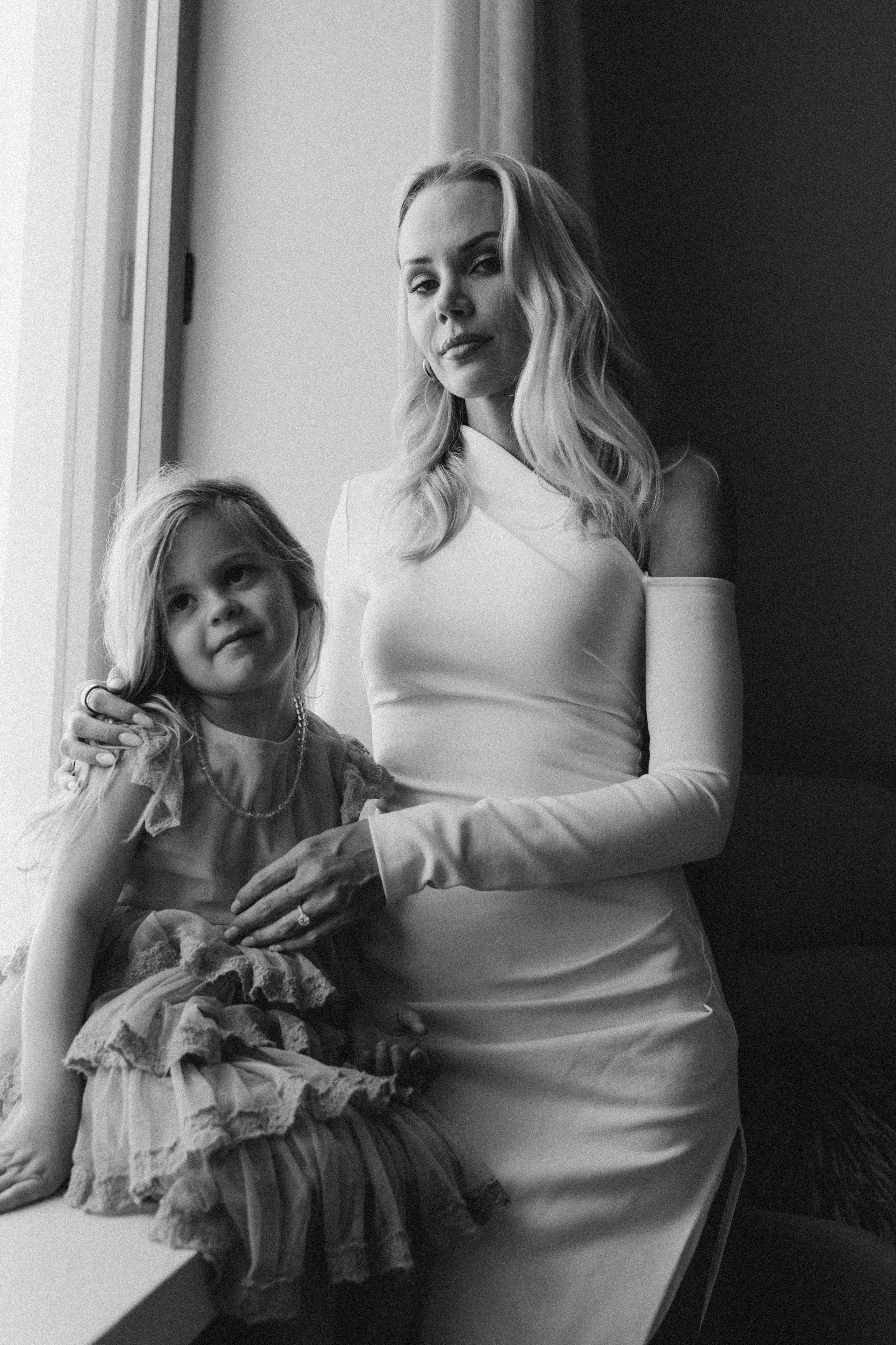 L&H. Wedding and potrait photographer in Helsinki Vickan O