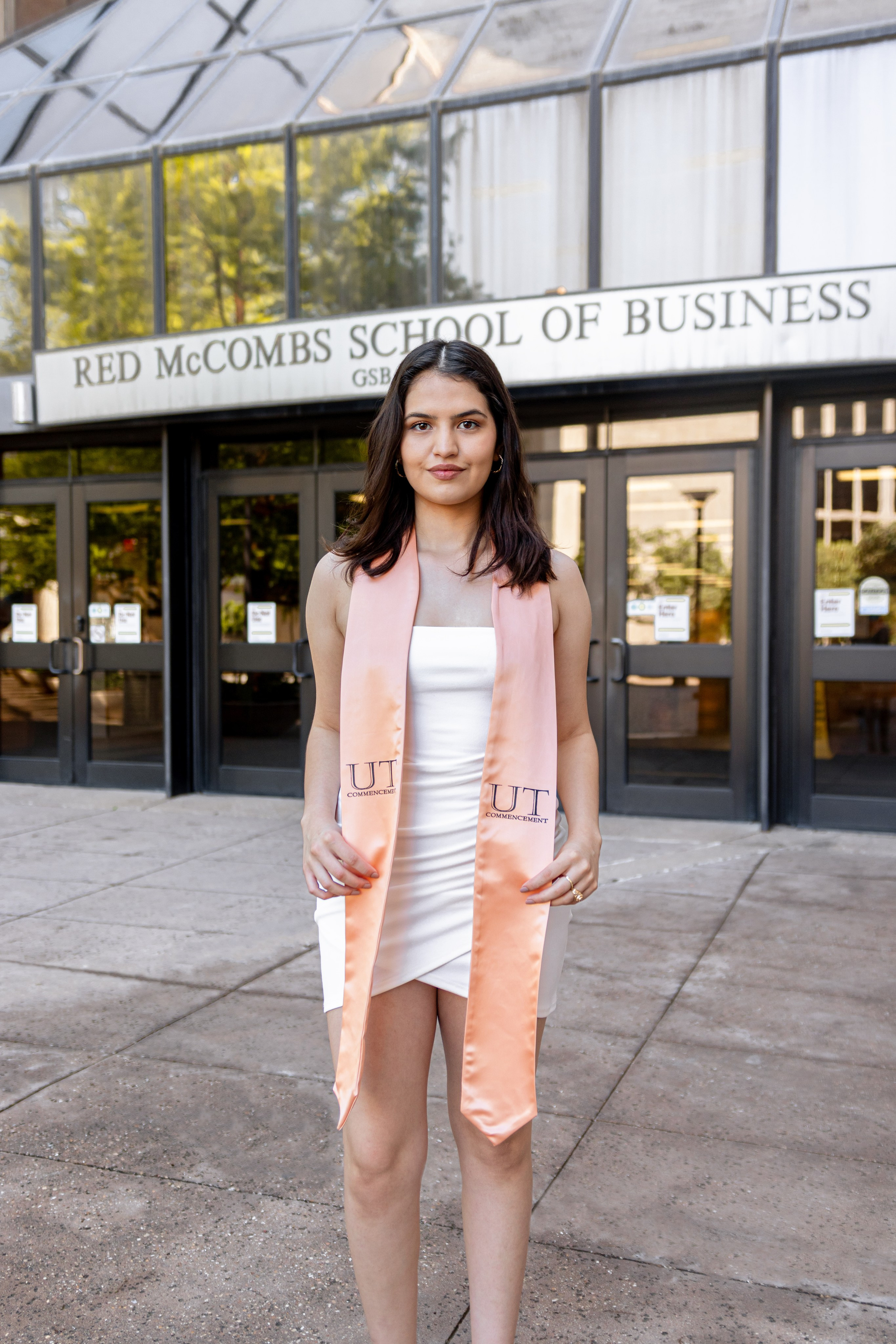Noelia’s senior photoshoot at the University of Texas