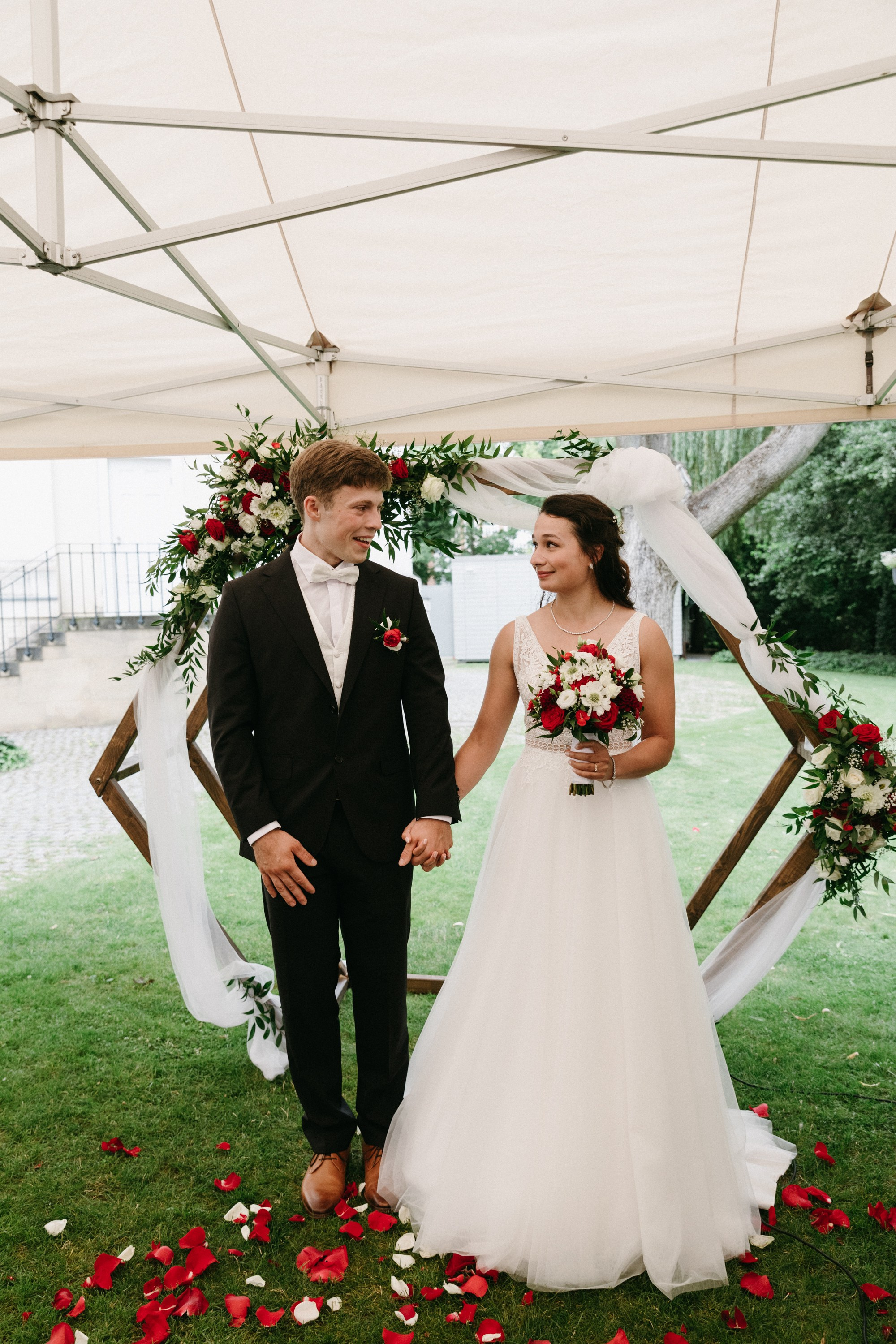 Orthodoxe Hochzeit Berlin | Wilmersdorf & Schloss Köpenick. Hochzeitsfotograf Bodensee & Allgäu | Liliana Berkut