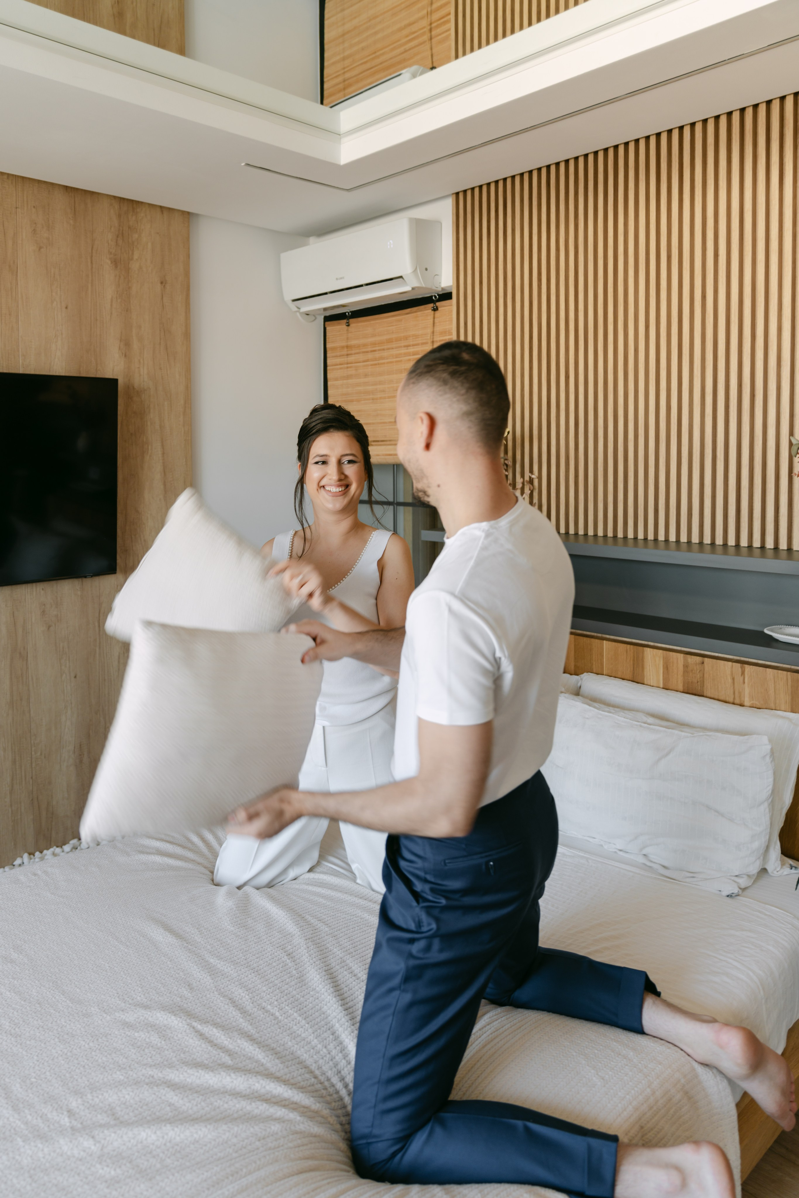 Alex & Corina. Gabrielacojocariu.com