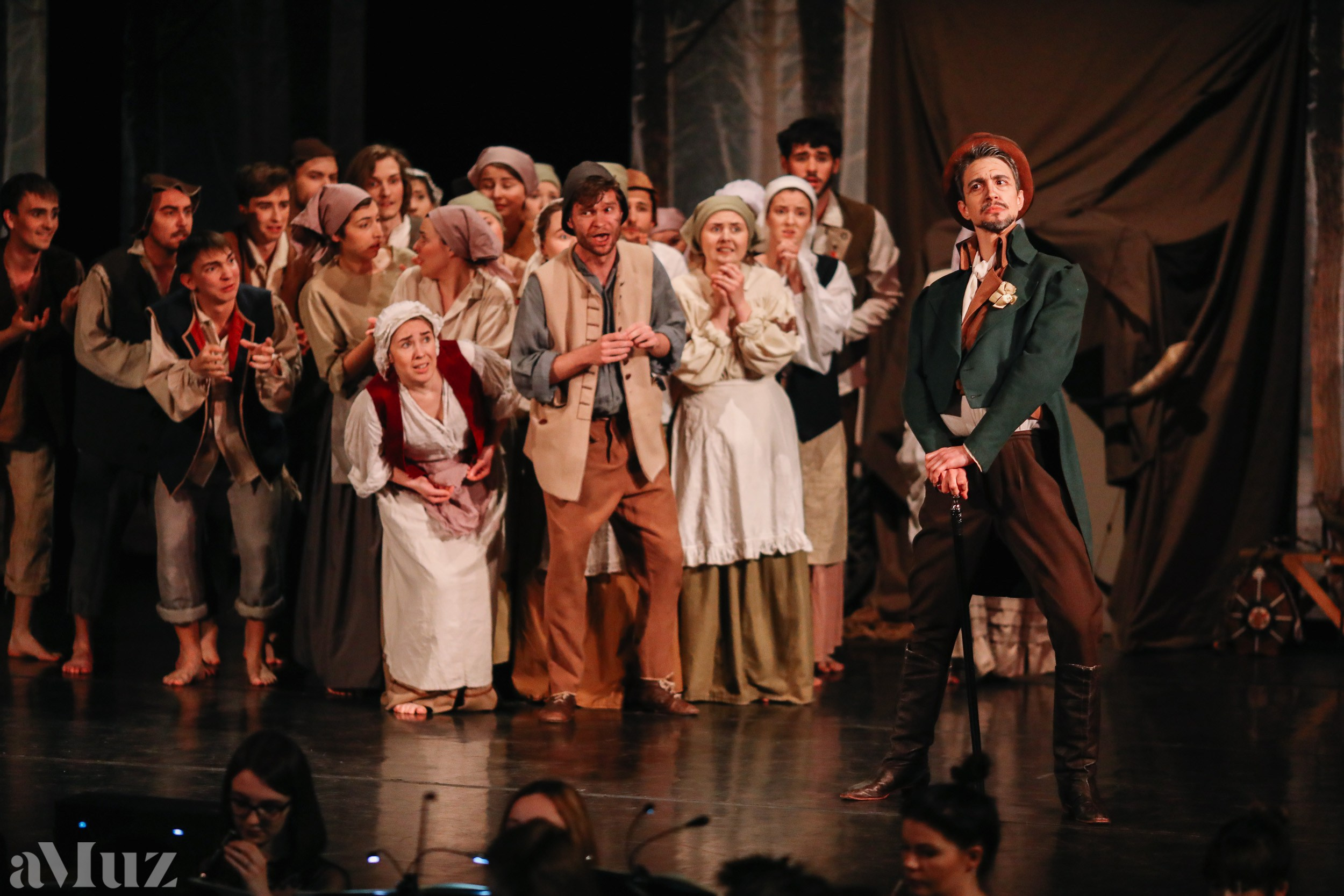 Opera Łąkowa. Fotograf Ślubny Warszawa - Sesje Biznesowe Rodzinne Eventy