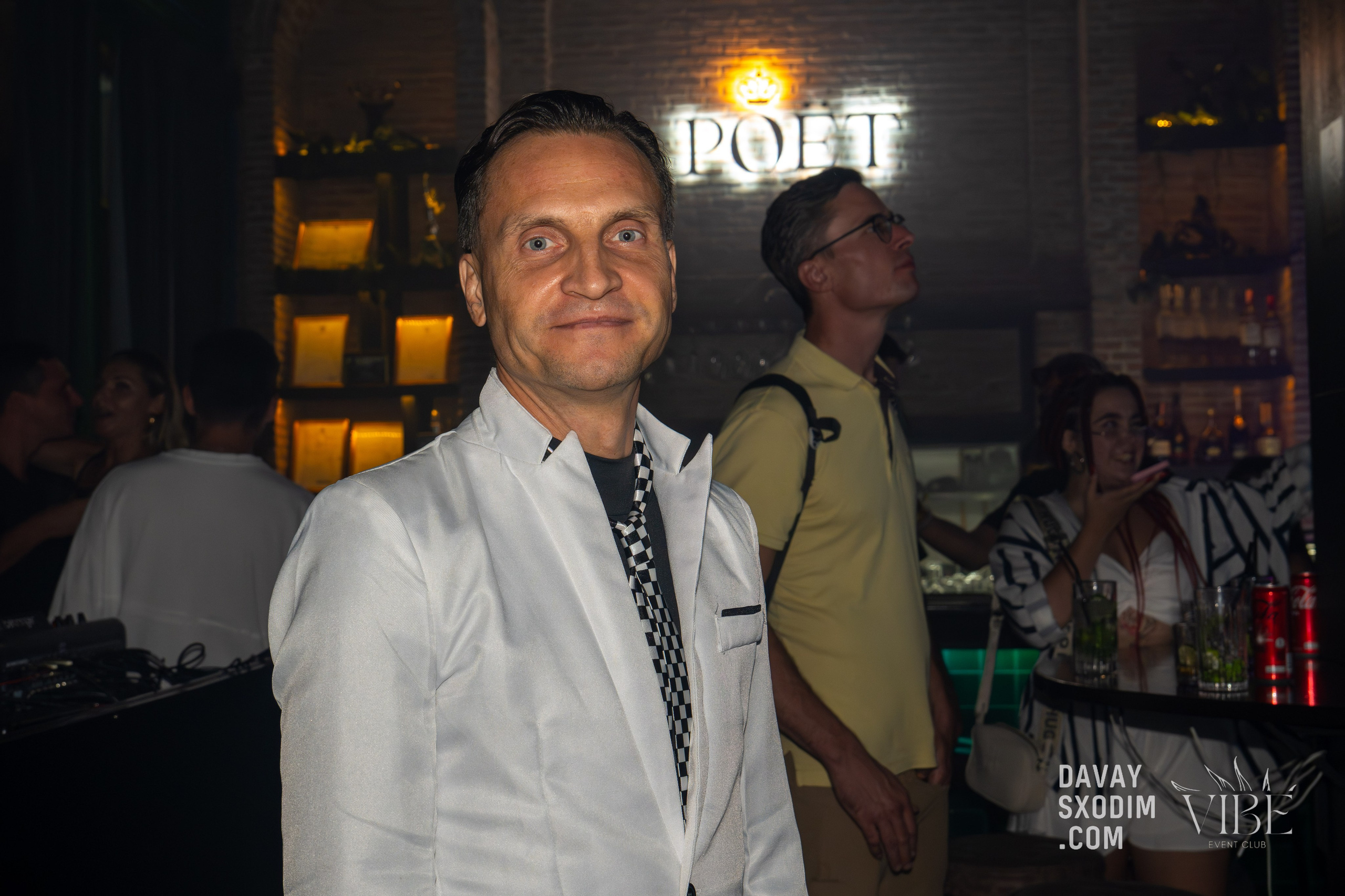 Вечеринка White Out | Фоторепортаж | Видеорепортаж | Афиша | DAVAYSXODIM.com PHUKET. АФИША|ФОТОРЕПОРТАЖИ|ИВЕНТЫ|ПХУКЕТ