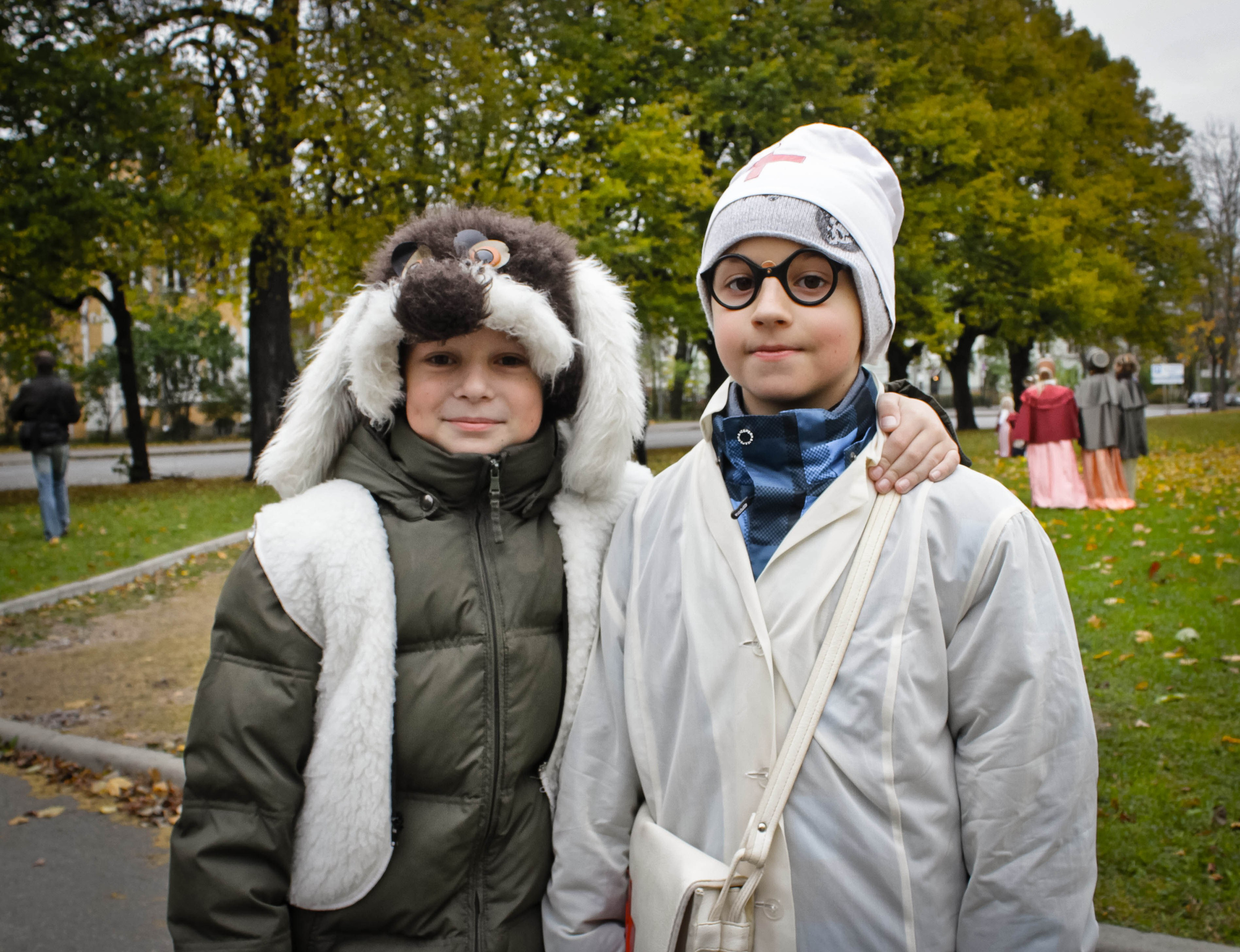 2011. Стрит-фотография, полная абсурда, идиотизма и красоты