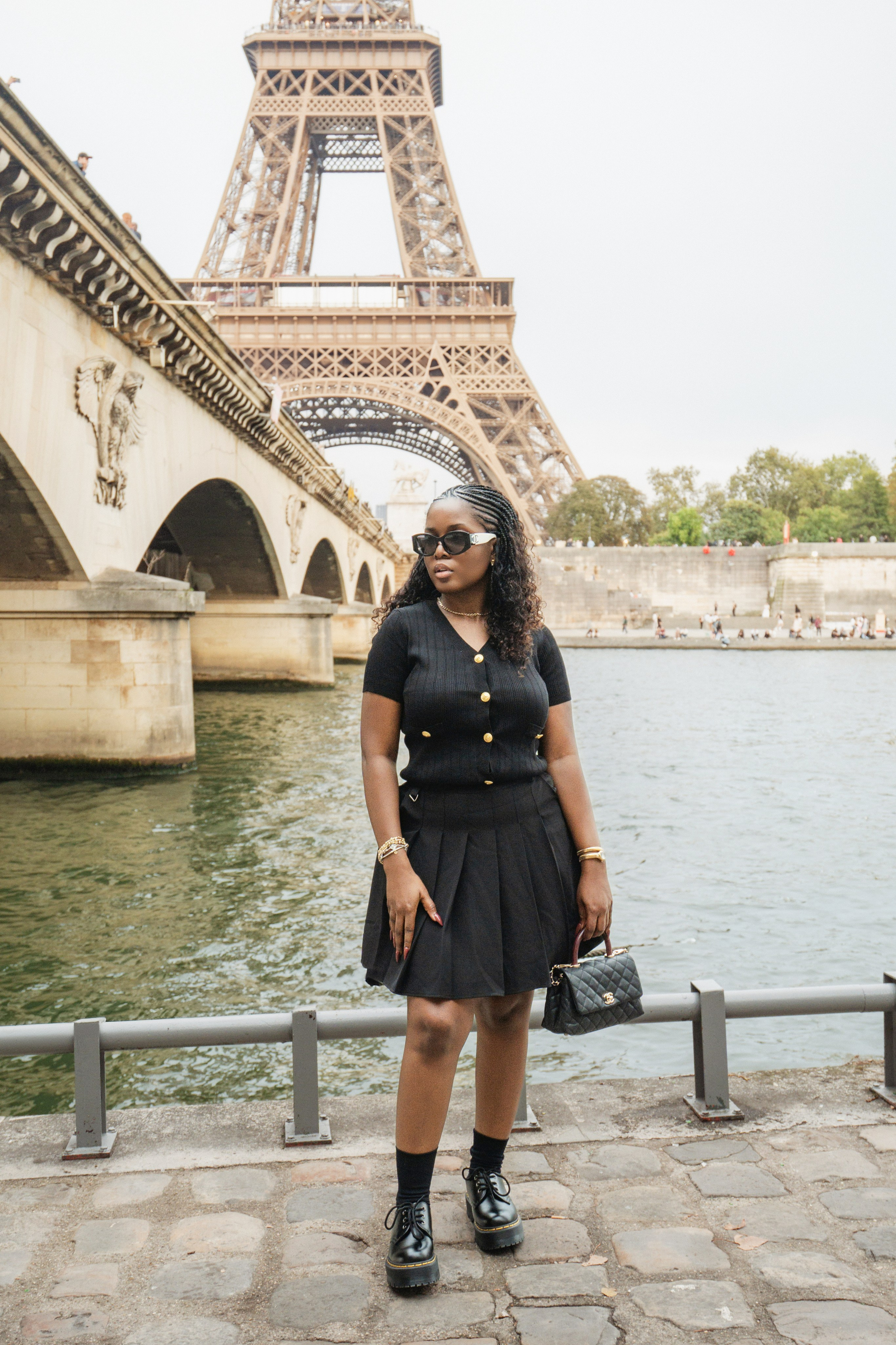 Juanita (1 hour). Photographer in Paris|Solo and groups, portraits & content, couples photo-shoot in Paris at the best locations