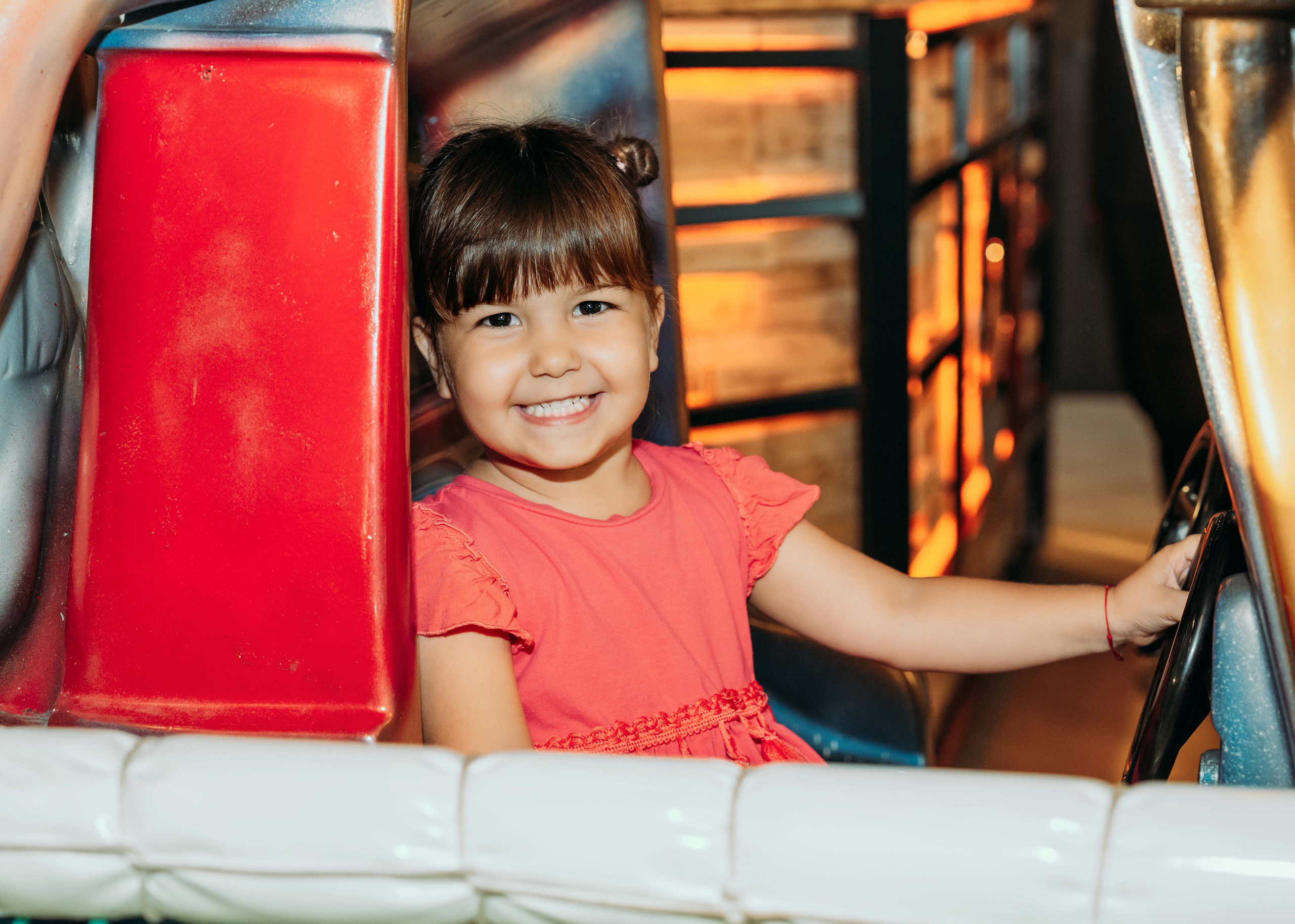 FOTOGRAFISANJE ROĐENDANA. DEČIJI FOTOGRAF BEOGRAD|NOVOGODISNJE FOTOGRAFISANJE|CAKE SMASH