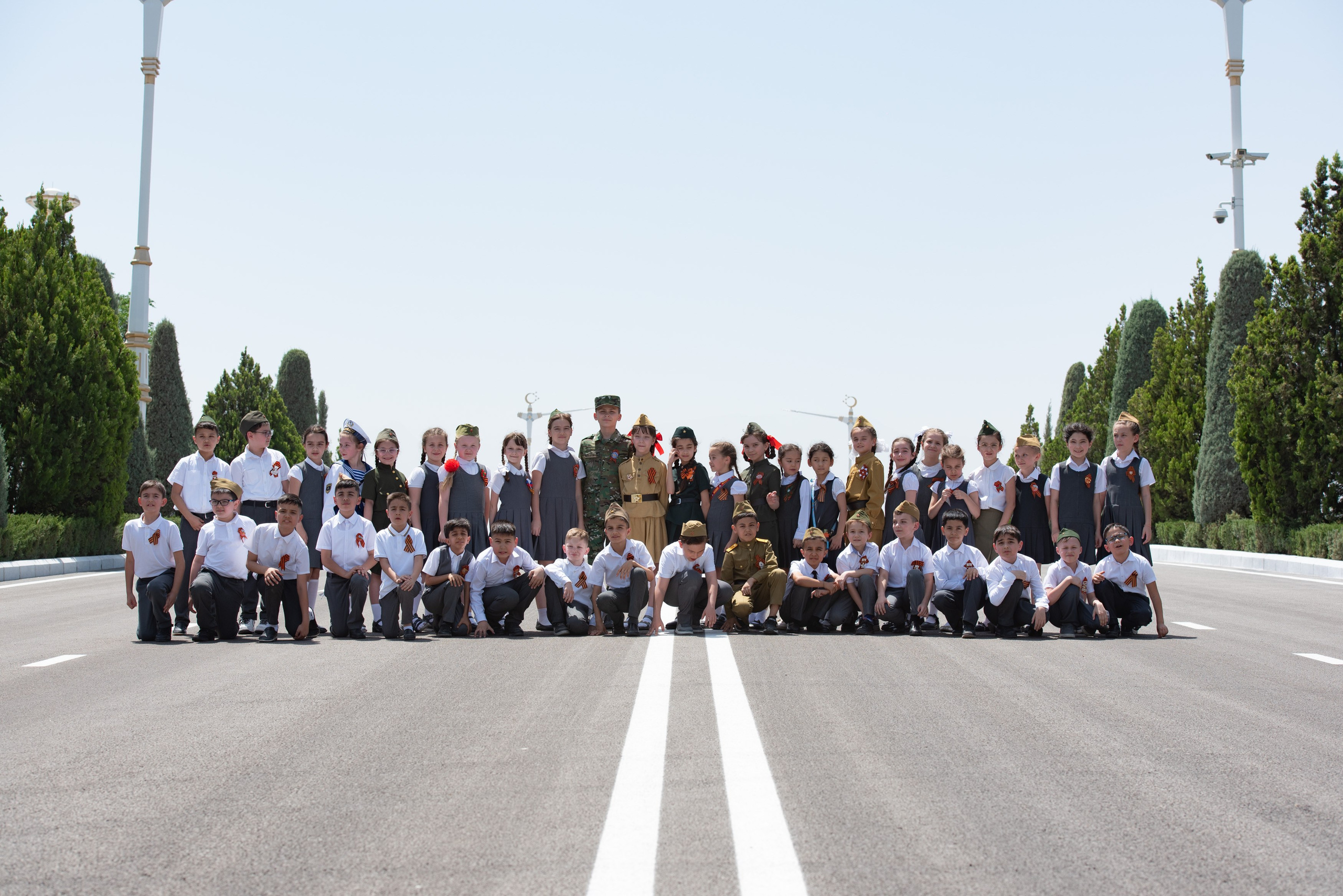 Вечный огонь 2"А» класс. Ваш фотограф в Ашхабаде Гамлет Осипов