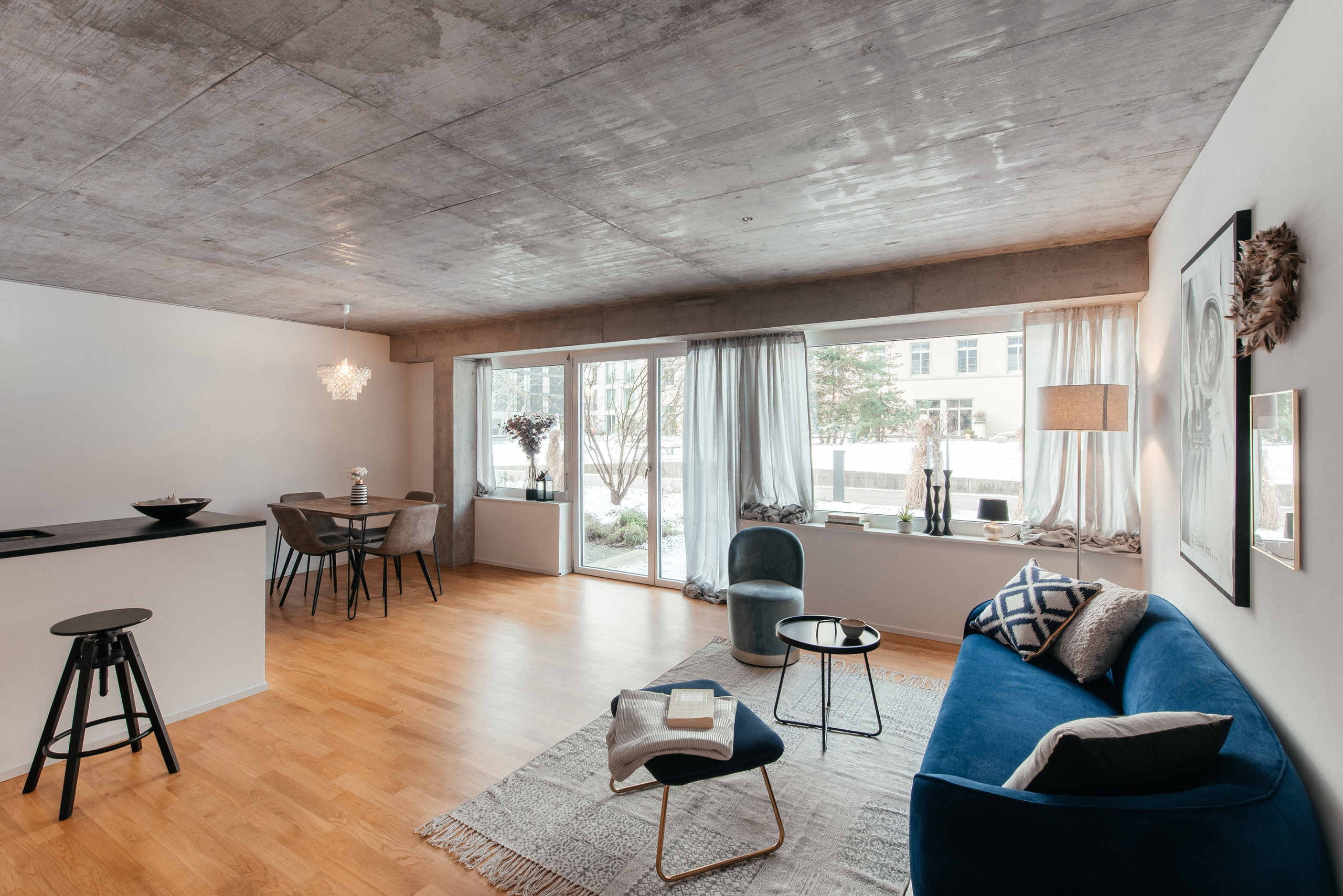 Wohnung, WINDISCH, AARGAU. Hallo! Ich bin Elena und arbeite als Immobilienfotografin