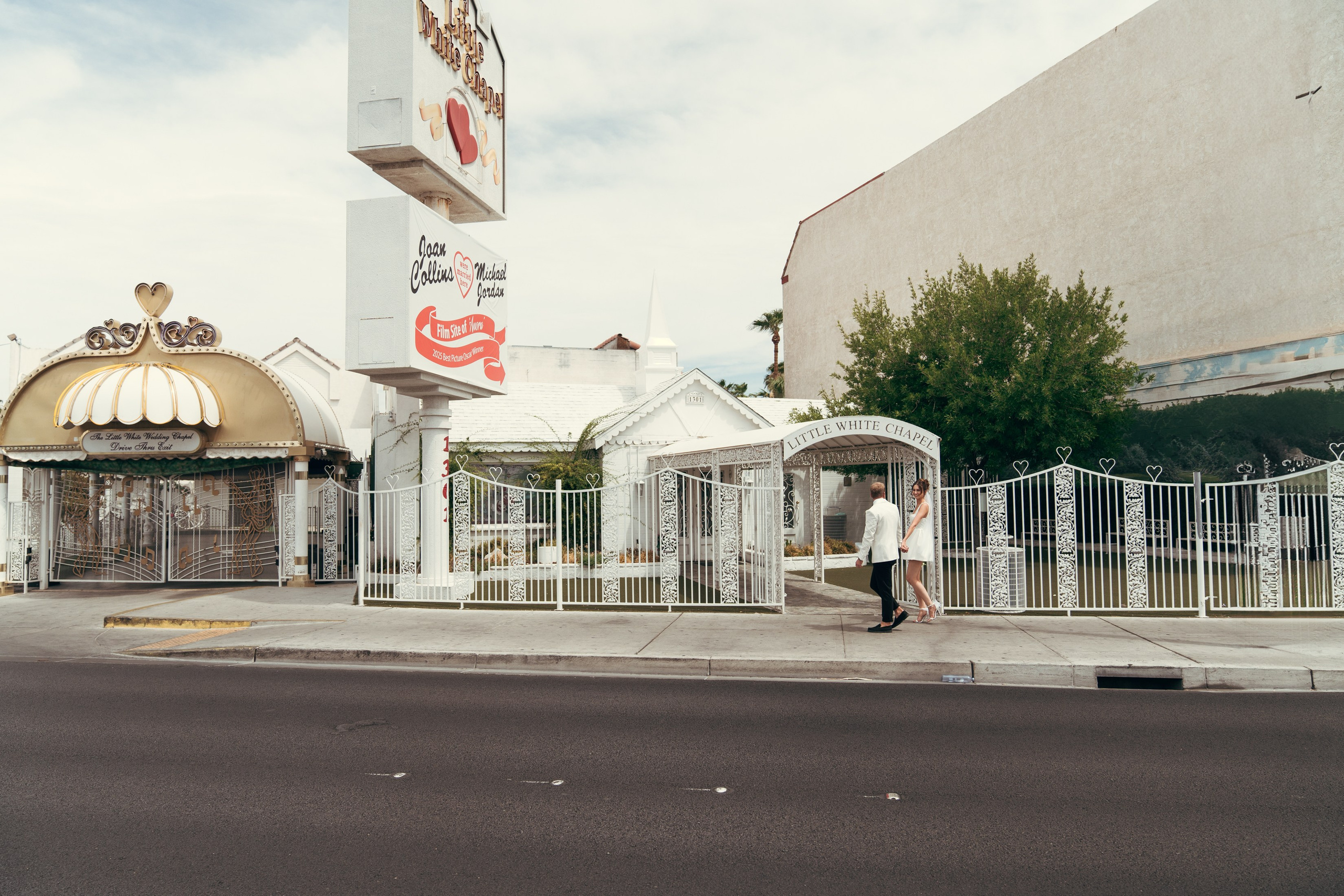 Emma&Daniel. Wedding & elopement photographer Viktoriya Kravtsov. Las Vegas