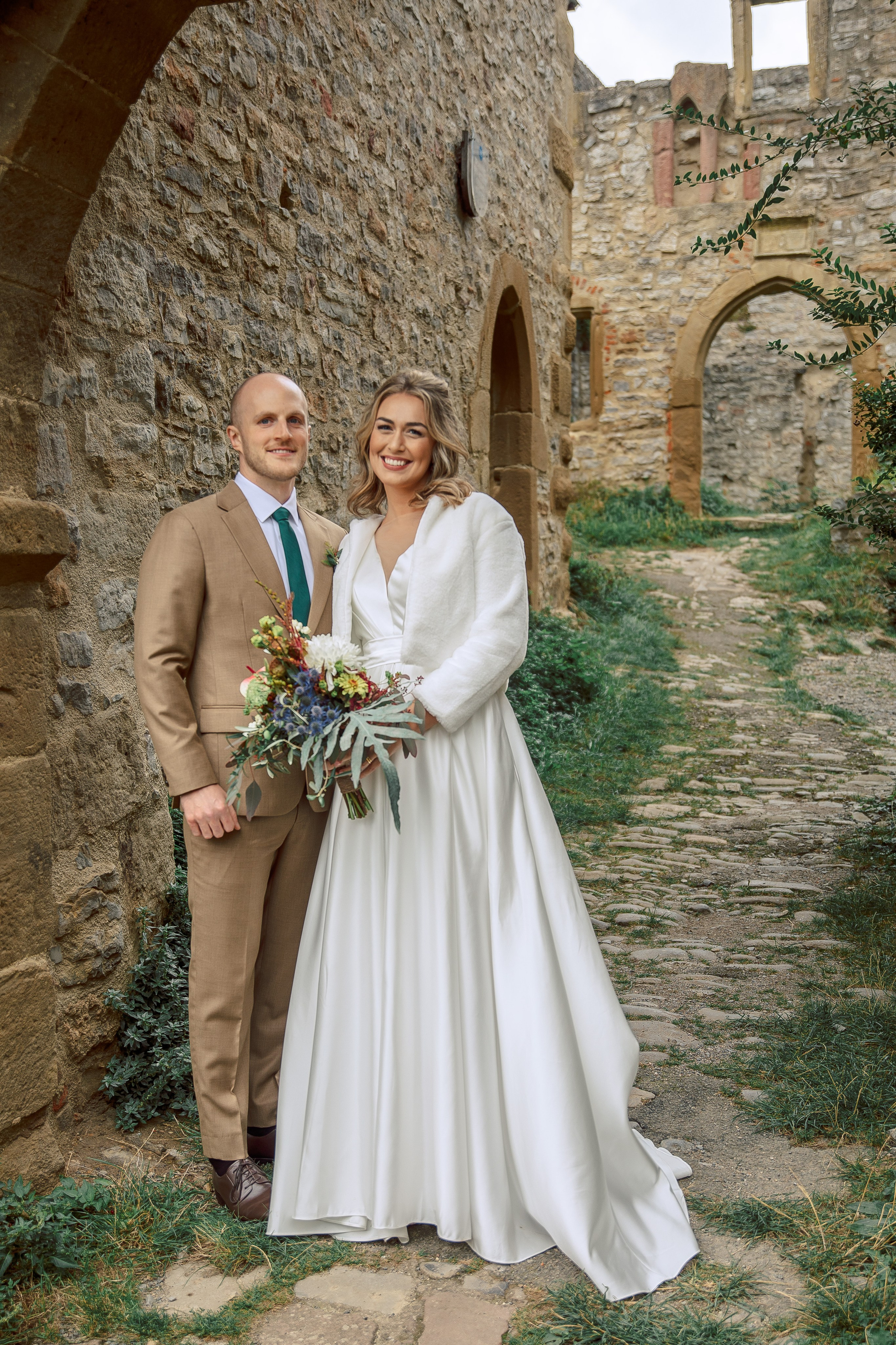 Hochzeit in Burg Hornberg. Fotograf für Hochzeits- und Familienfotos in Buchen (Odenwald) Mosbach