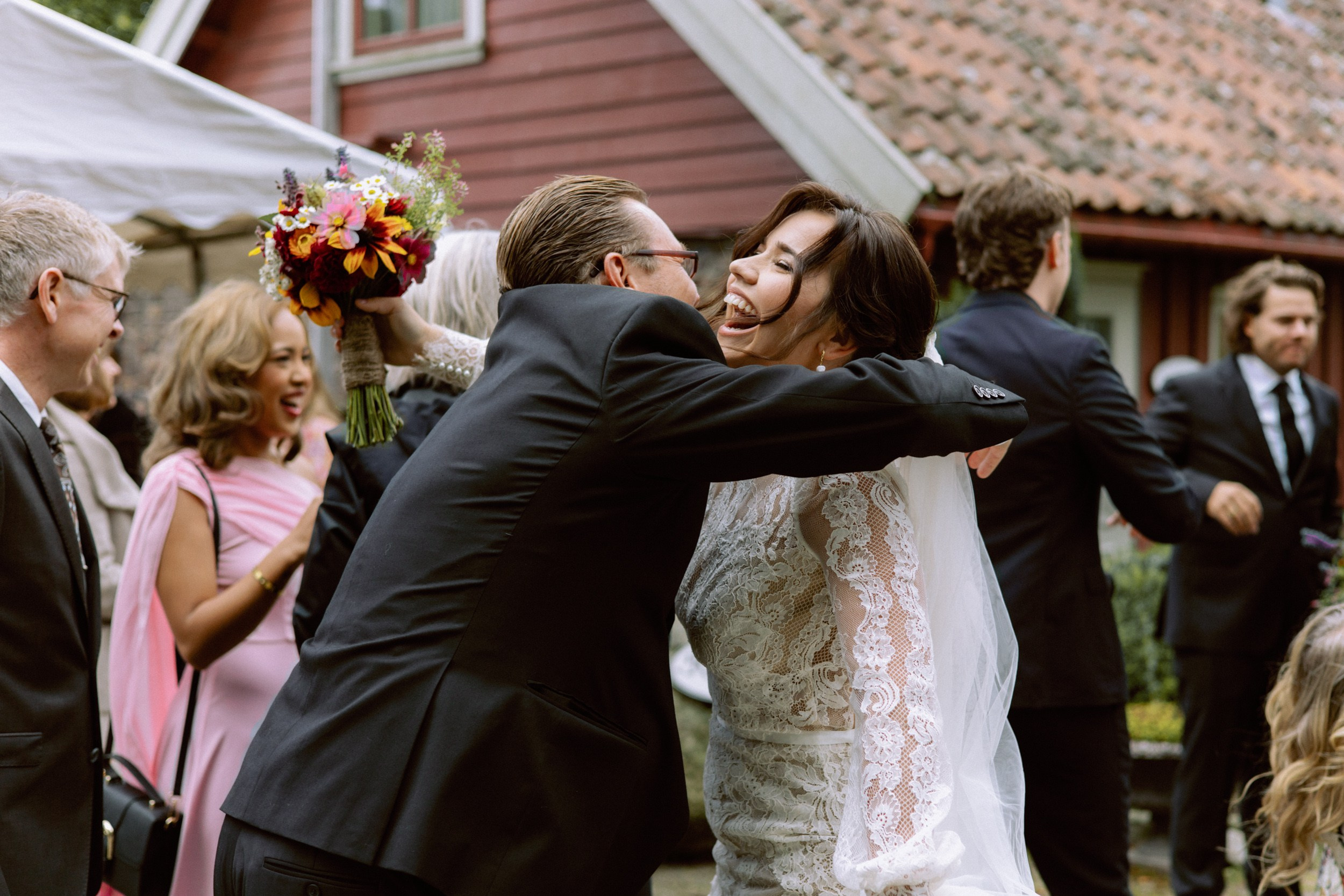 Our beautiful film. Warm family & Wedding stories