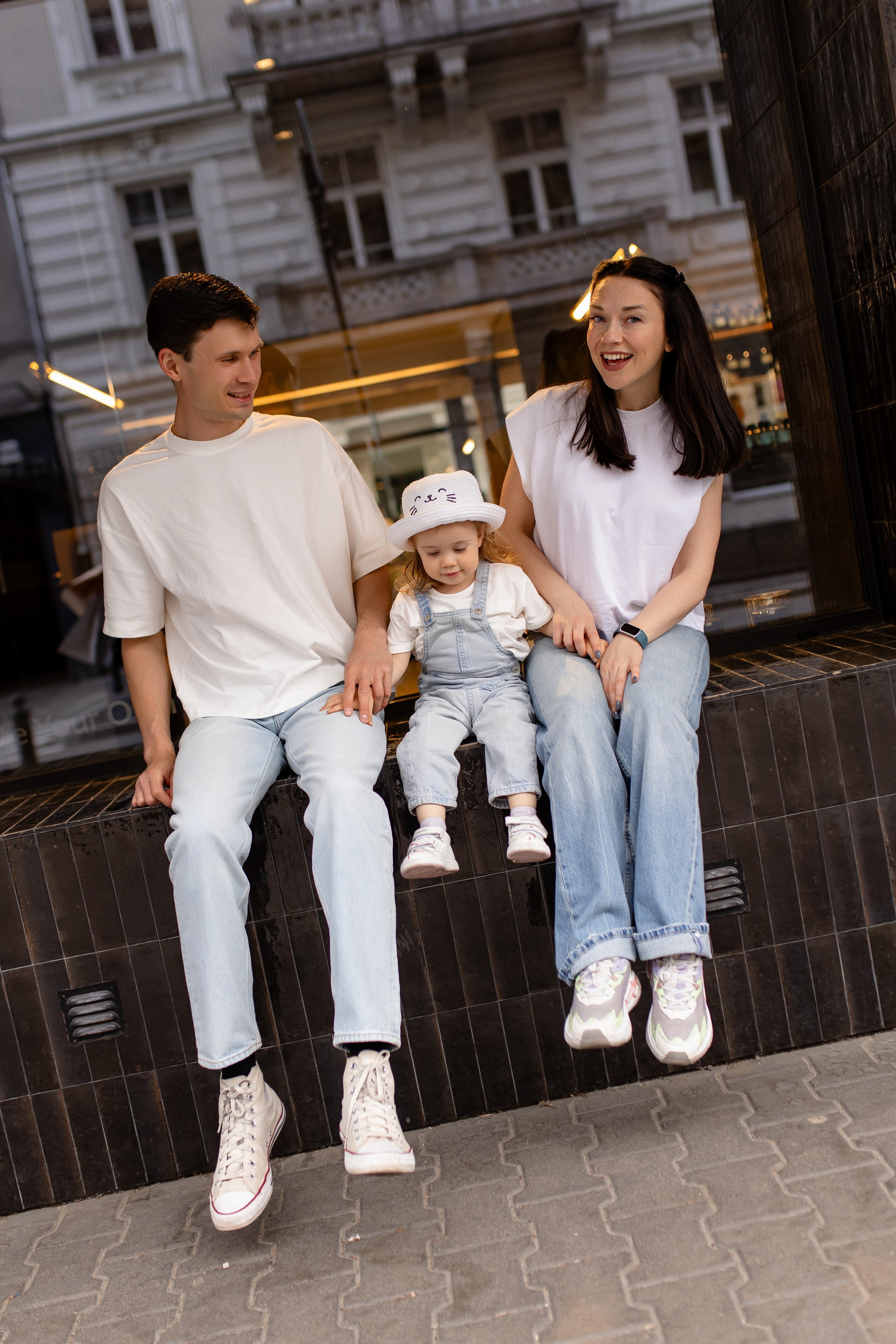 Денис+Настя+Єва. Весільний, сімейний фотограф Варшава