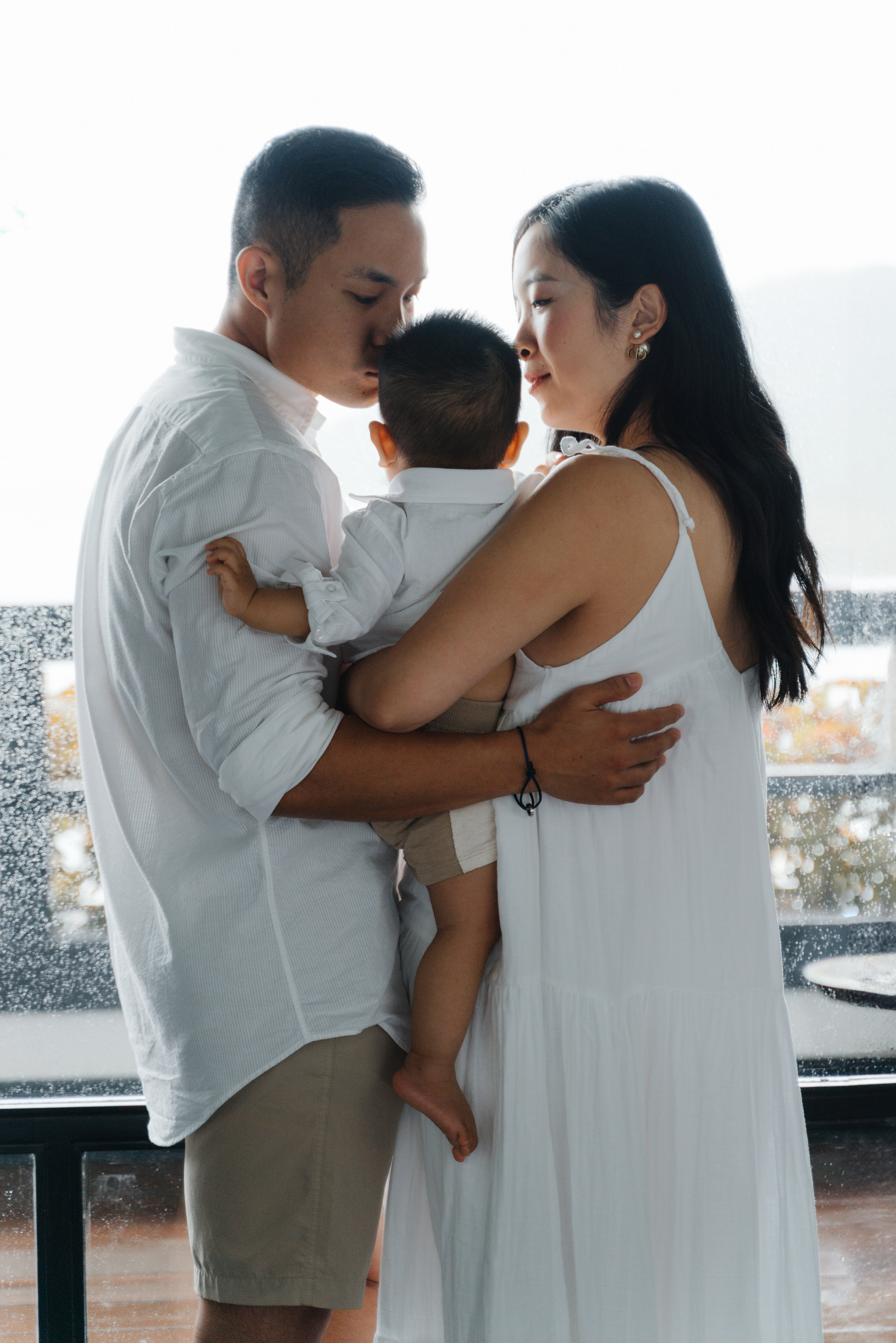 Family shooting in Danang. Aesthetic & Lifestyle photographer in Da Nang, Vietnam