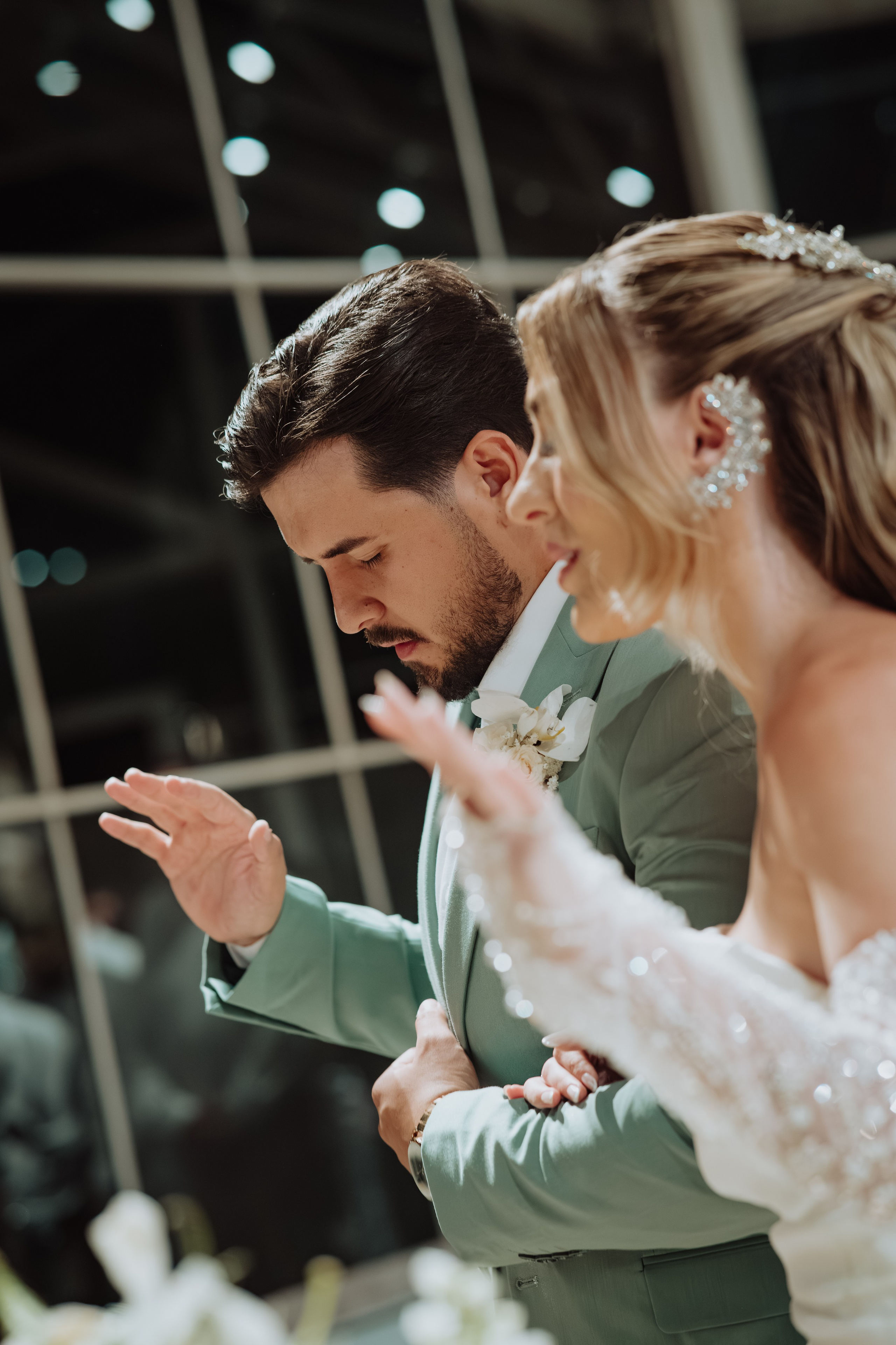 Leticia & Armado. O Casal Dos Noivos