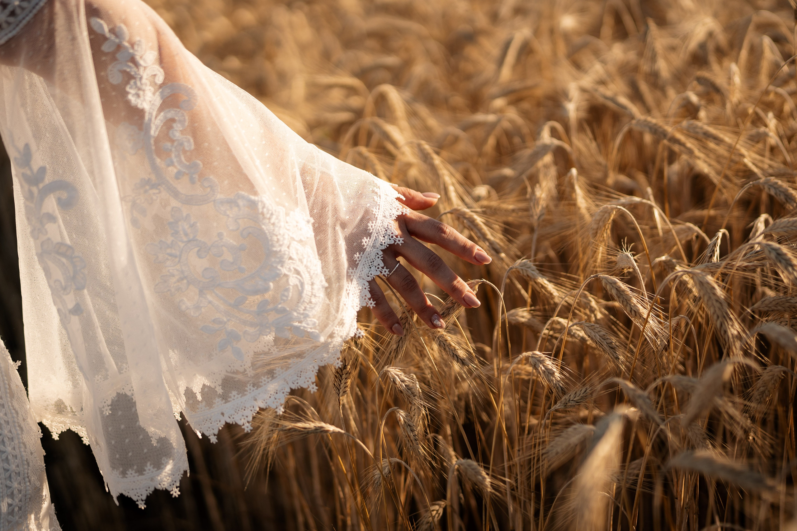 Sandra & Razvan. Destination Wedding Photographer Alex Pasarelu