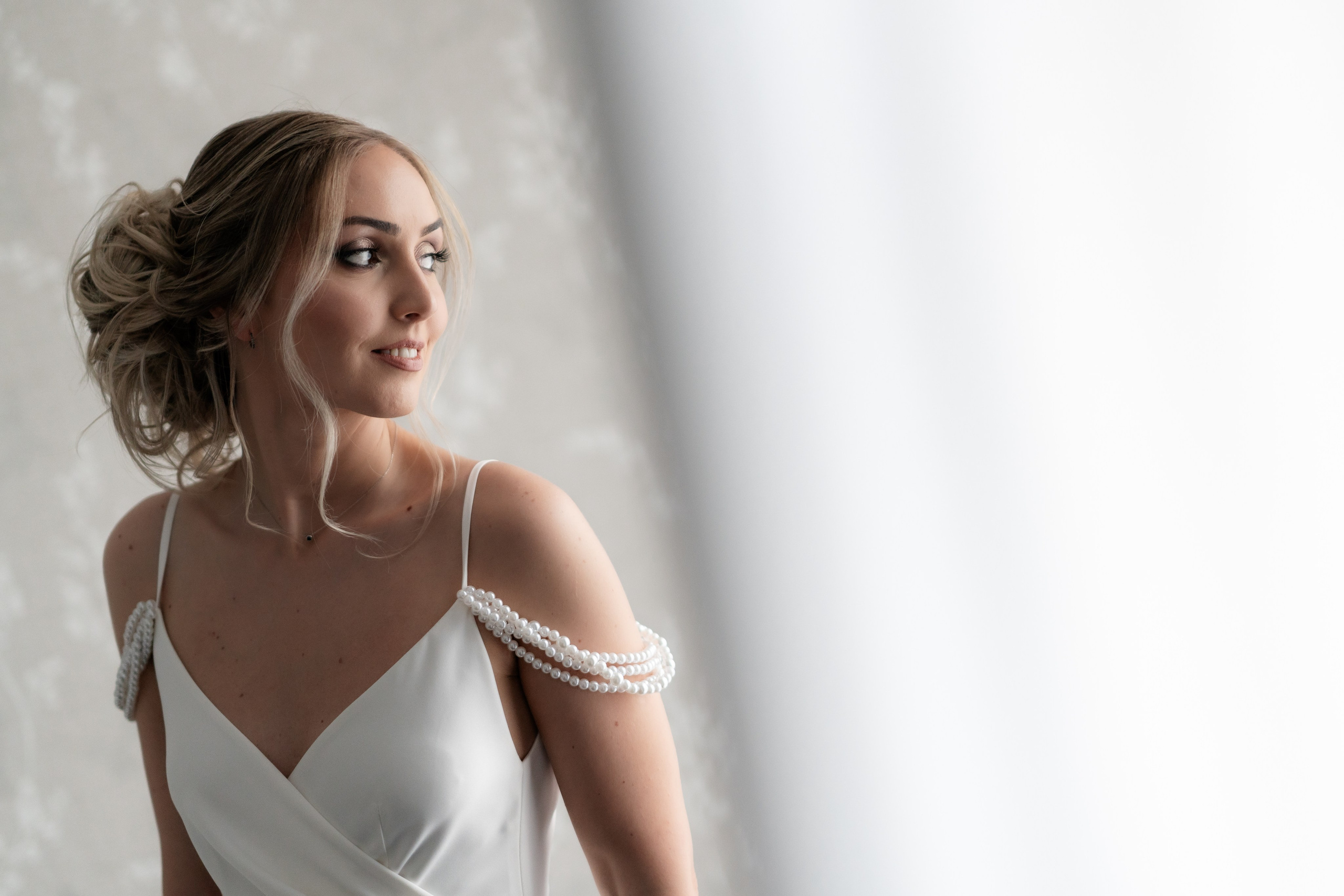 Madisson & Alex. Destination Wedding Photographer Alex Pasarelu