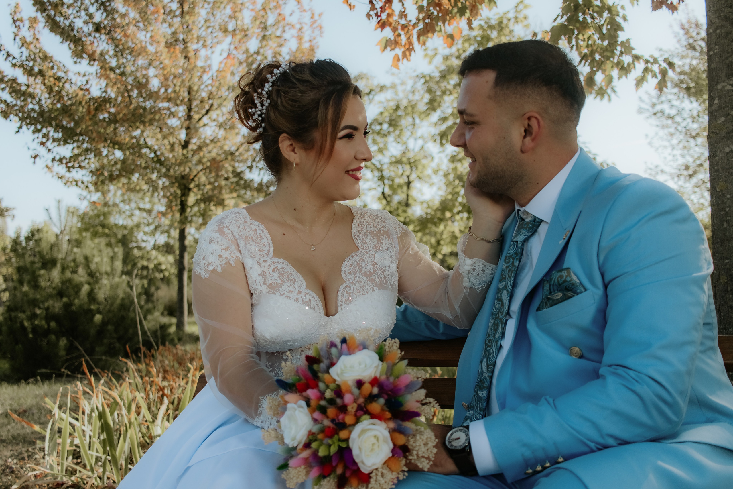 Ramona & Sebi. Fotograf si videograf — evenimente si studio