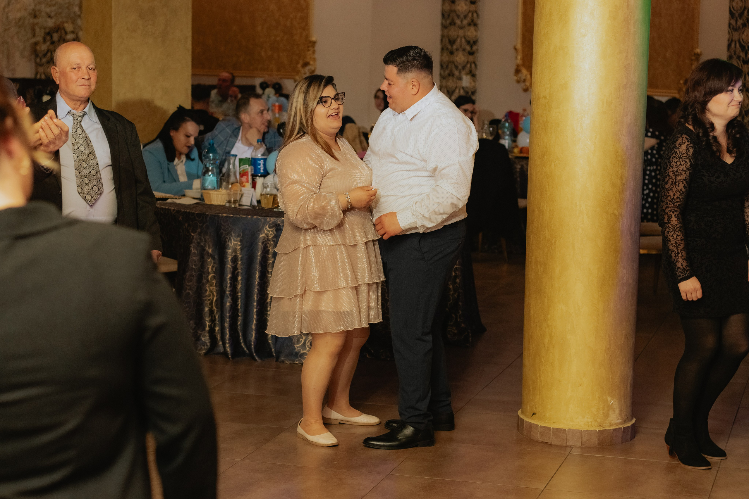 Kevin. Fotograf si videograf — evenimente si studio