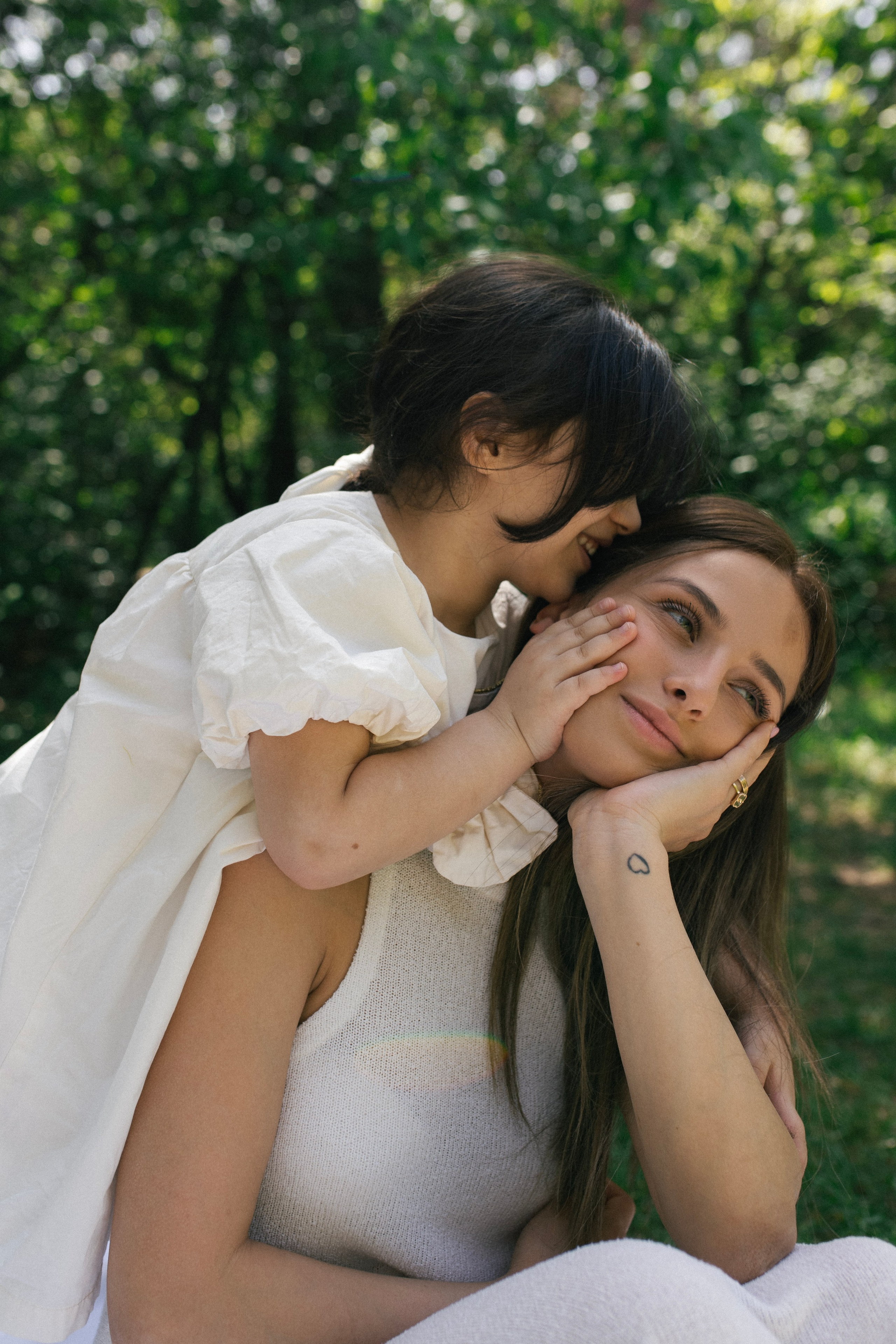 Tamta and Nita. Psuturie Photographer NYC