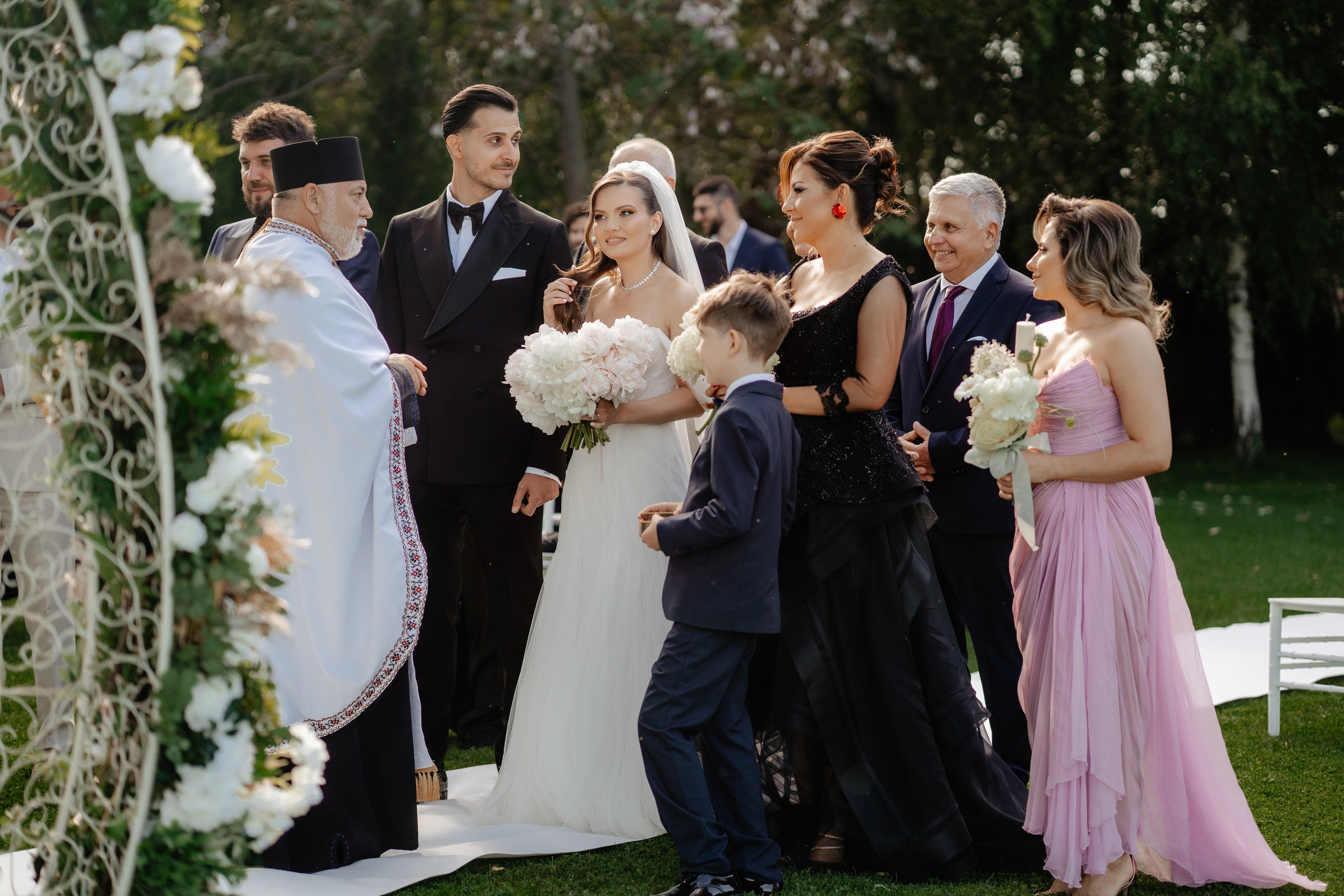 Nunta Ana si Andrei — Love story de Mai. Fotografi de nunta in Bucuresti, Iulia si Stefan Ovidiu