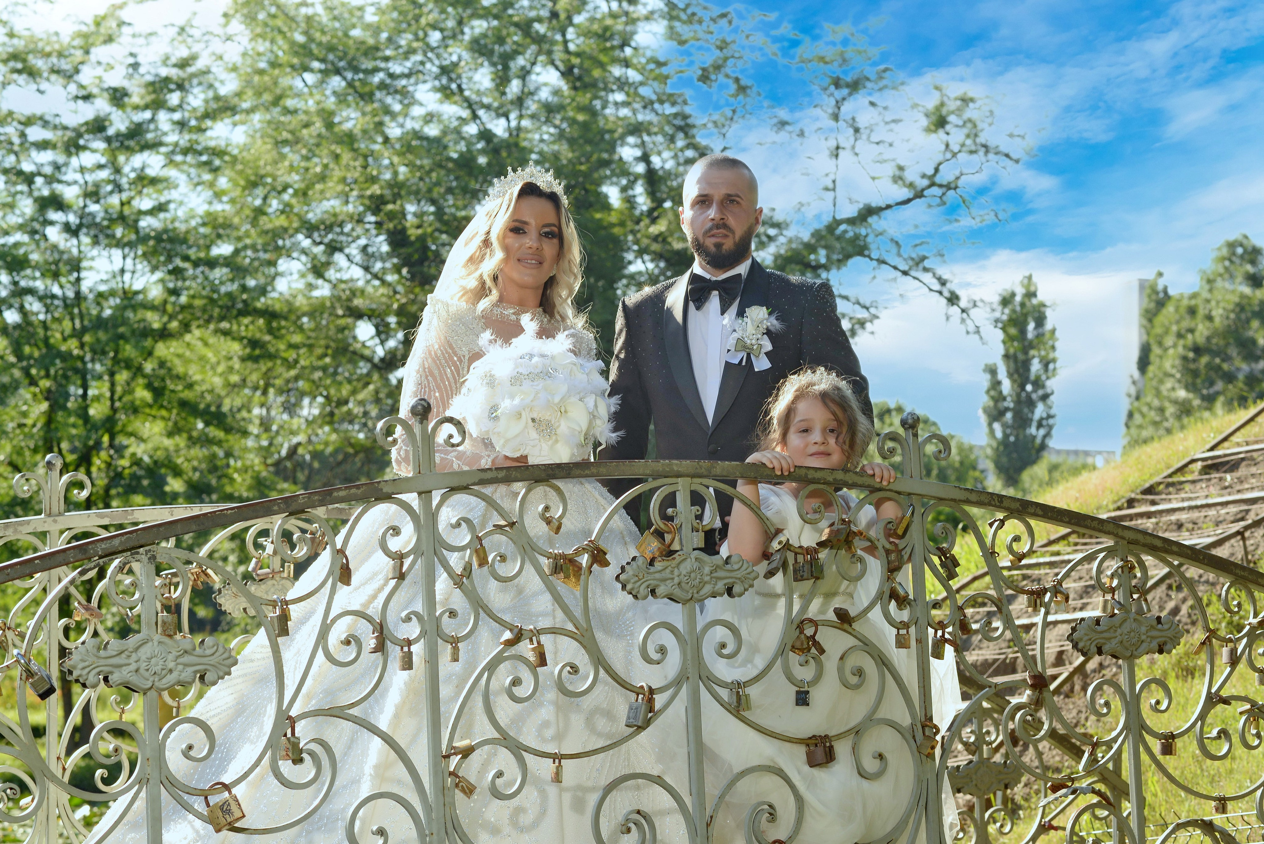 BYZO MEDIA. PETRU BYZO - family and children photographer in ROMANIA