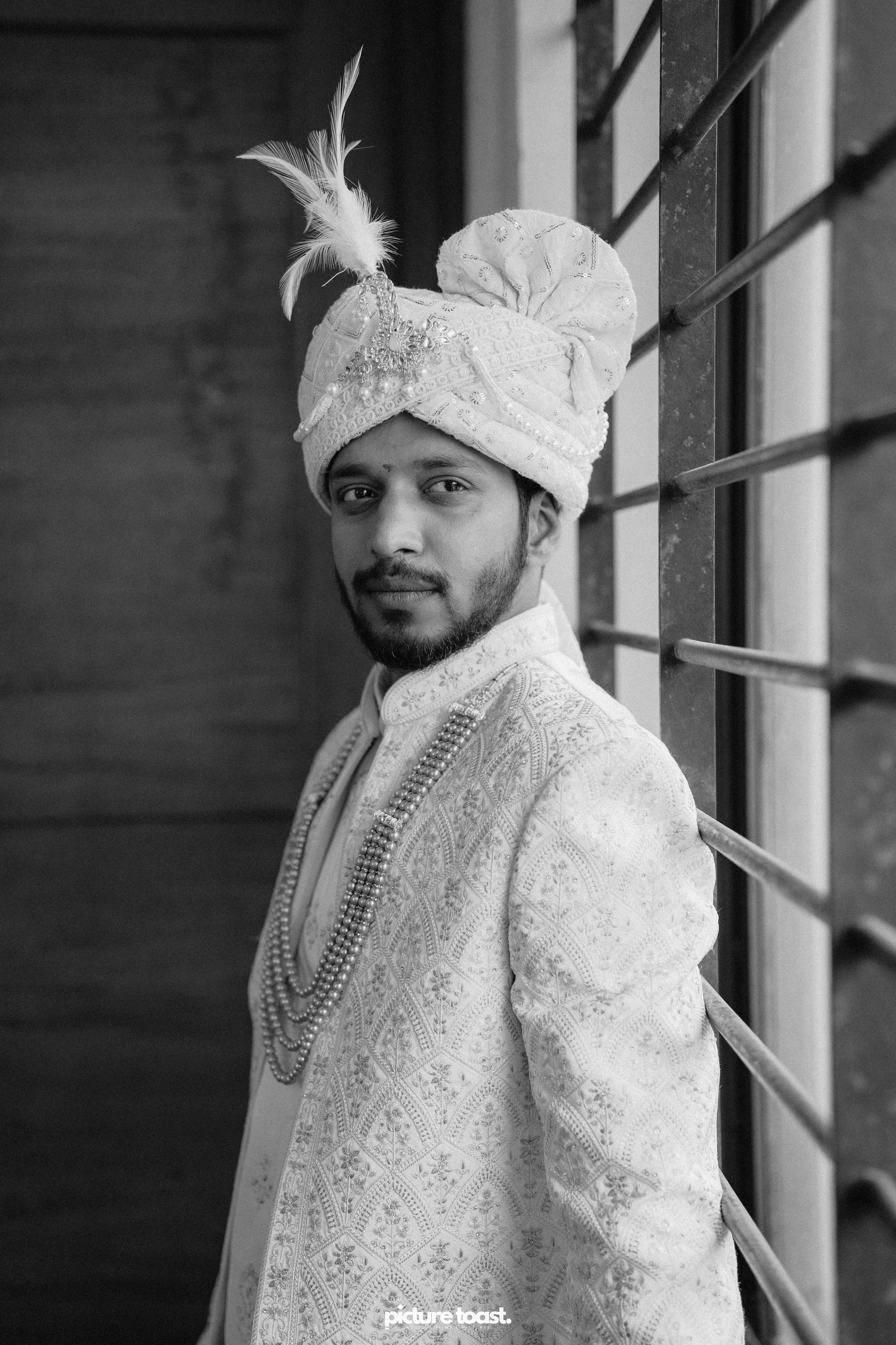 Embracing tradition, creating timeless memories. Fine art Wedding Photographers in India & Canada